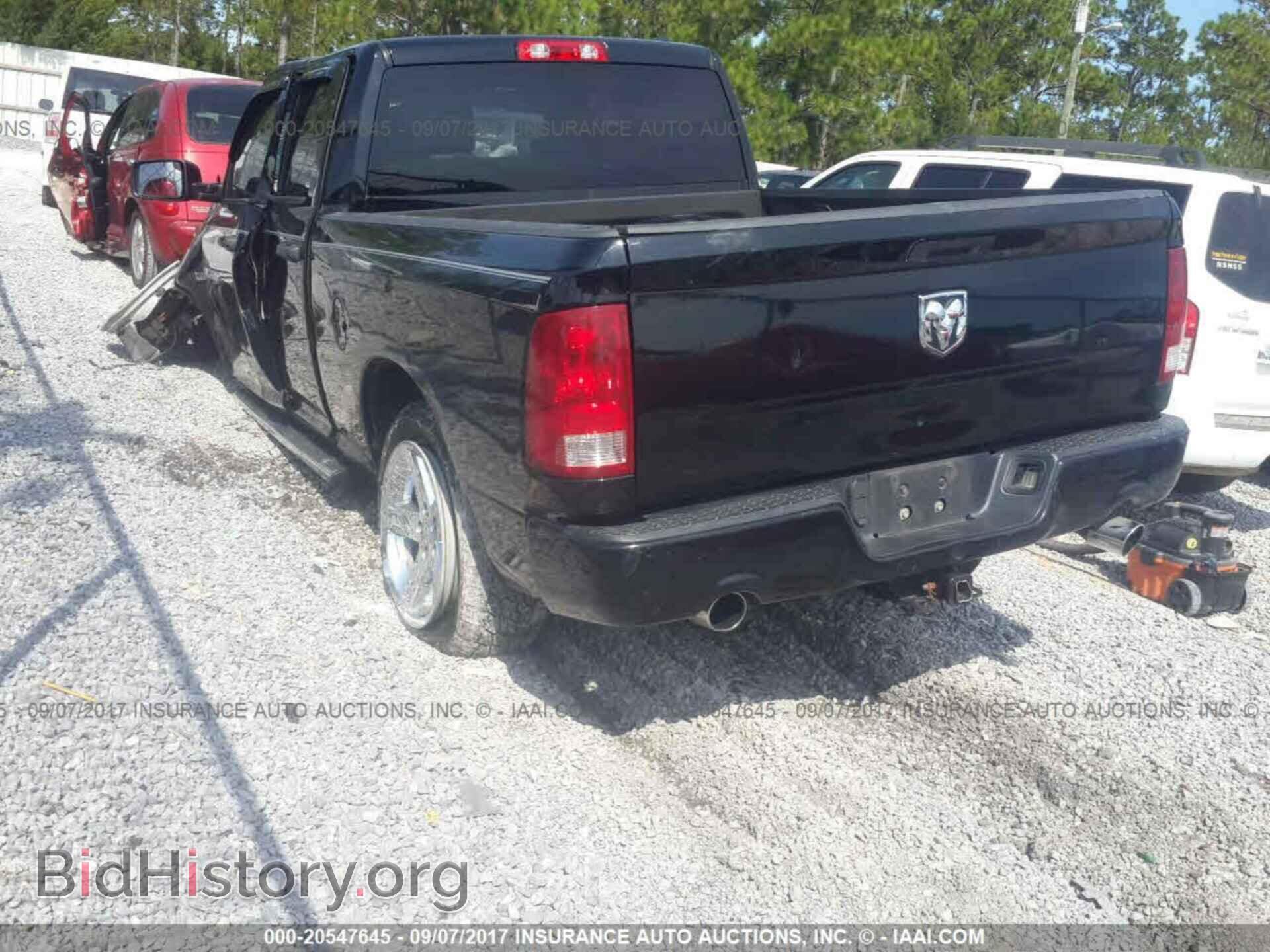 2012 Dodge Ram 1500 - VIN: 1C6RD6FTXCS141559 - Фото 3
