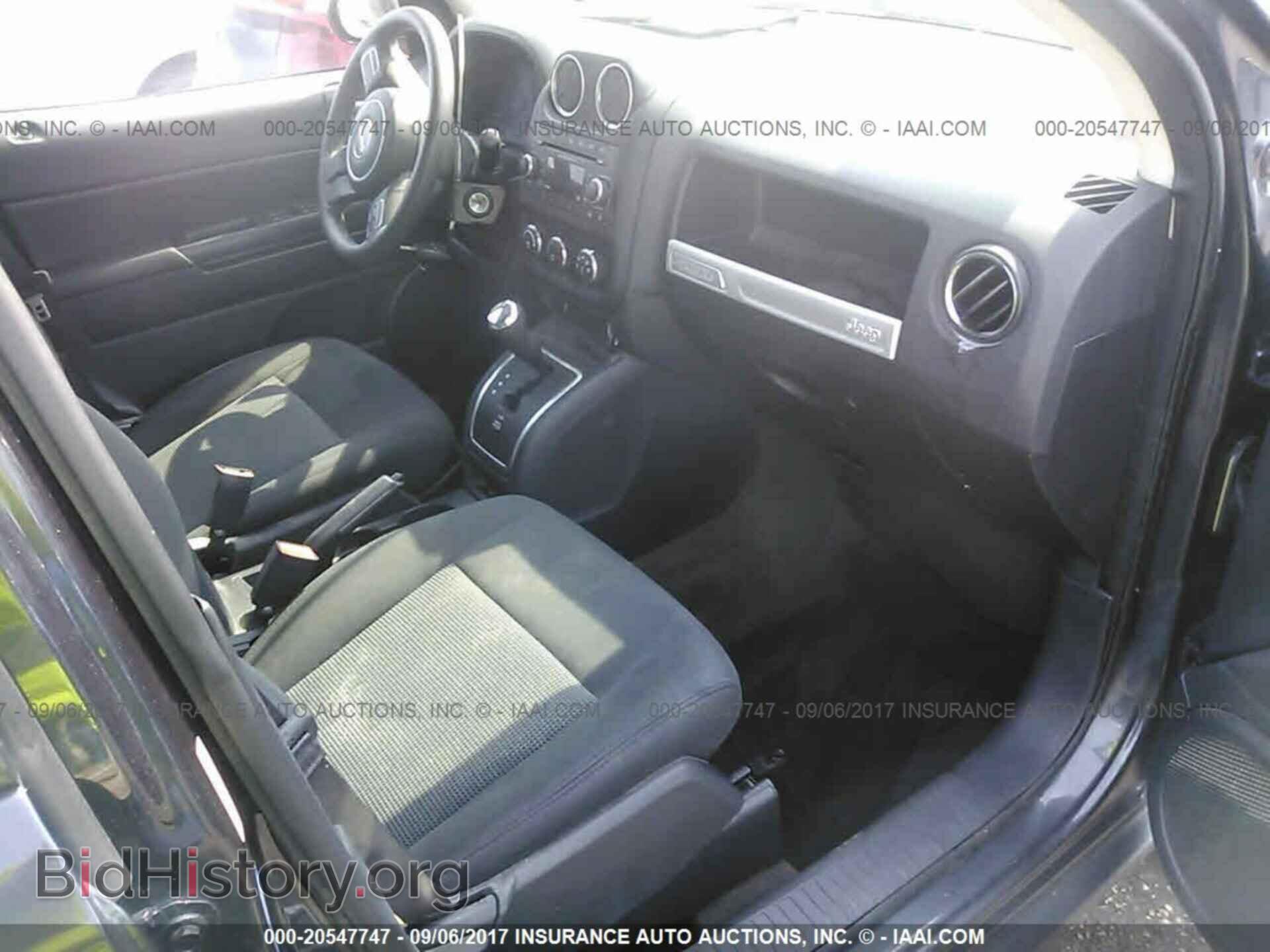2016 Jeep Compass - VIN: 1C4NJCBA0GD568505 - Фото 5