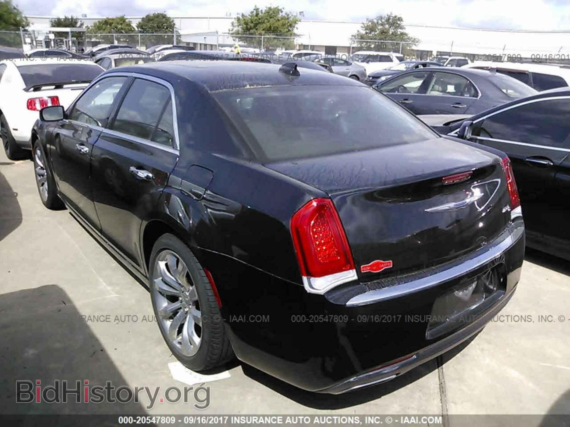 2015 Chrysler 300c - VIN: 2C3CCAET7FH921461 - Фото 3
