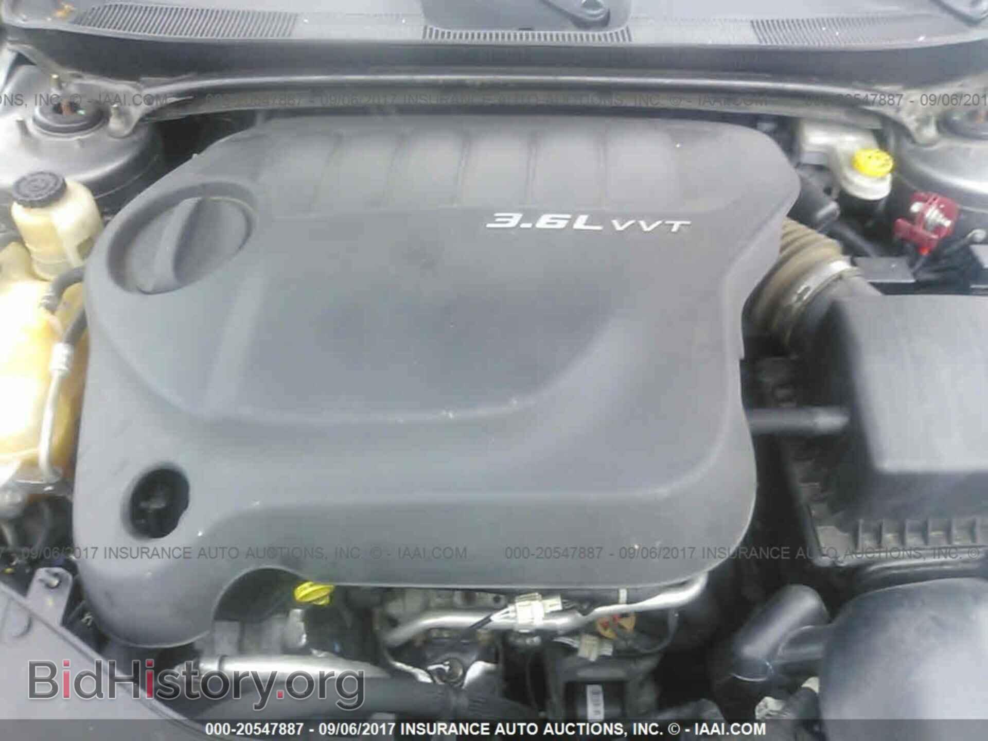 2011 Chrysler 200 - VIN: 1C3BC1FG5BN604728 - Photo 10