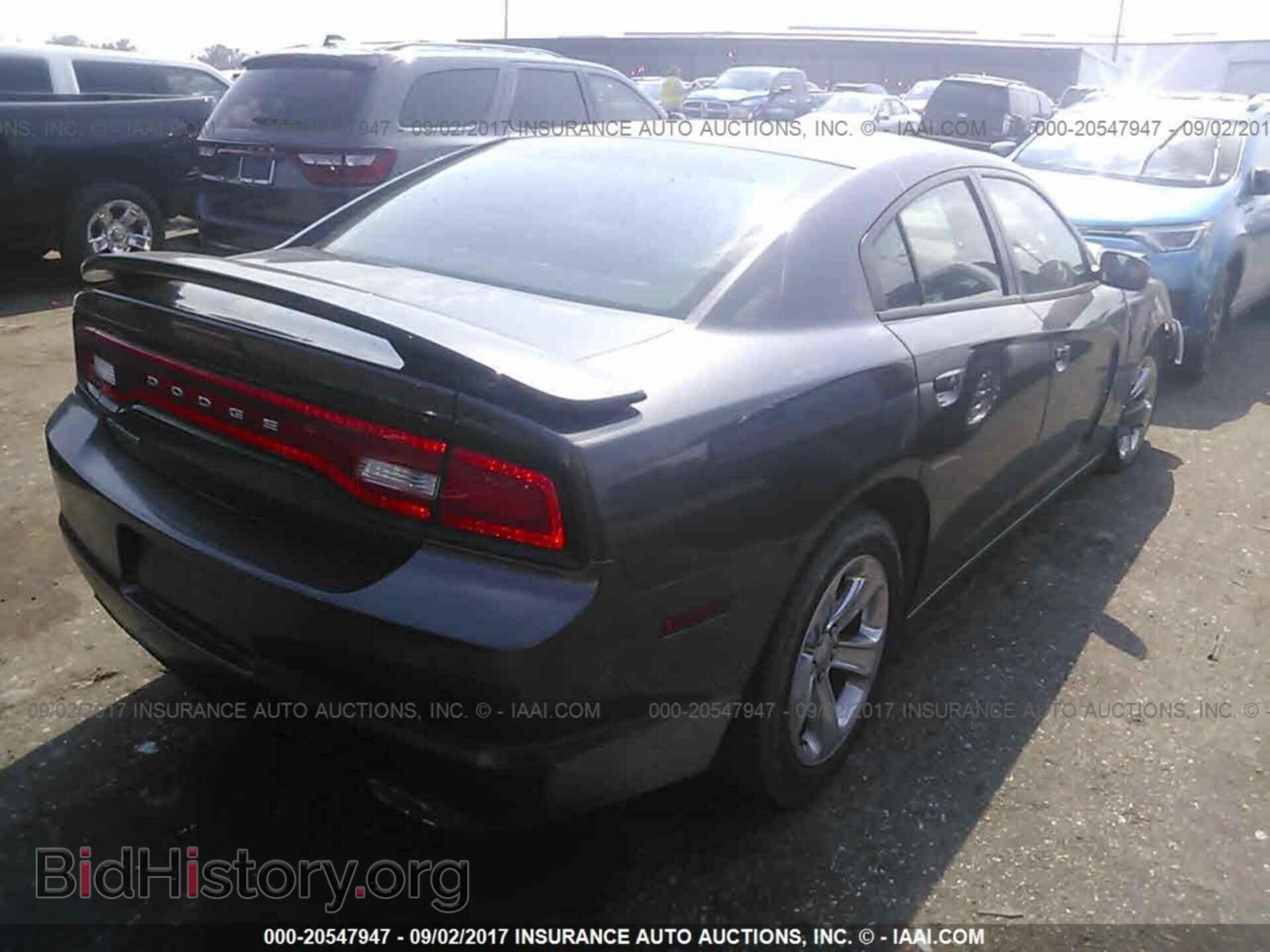 2013 Dodge Charger - VIN: 2C3CDXBG4DH690684 - Фото 4