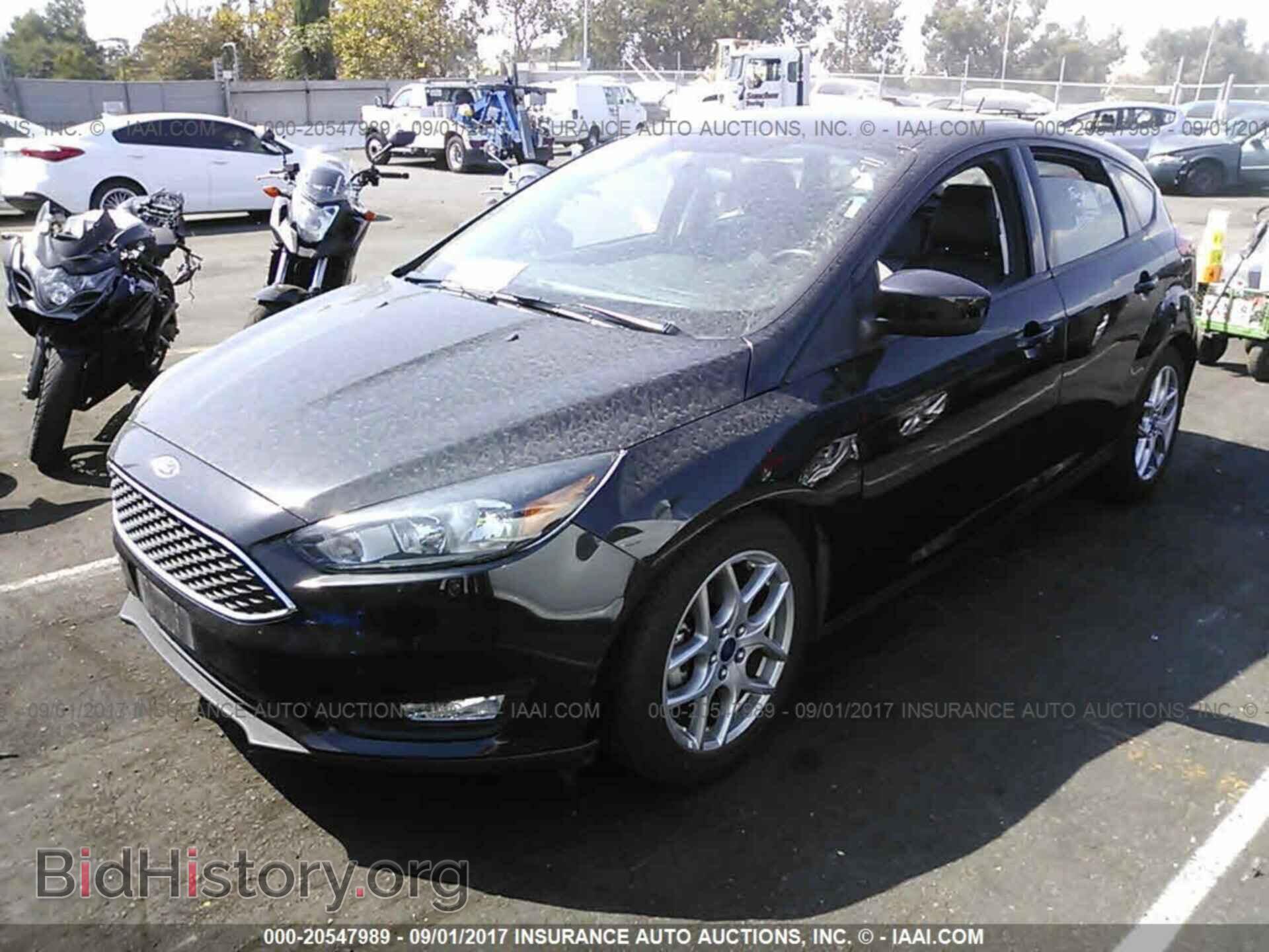 2015 Ford Focus - VIN: 1FADP3K27FL331118 - Фото 2