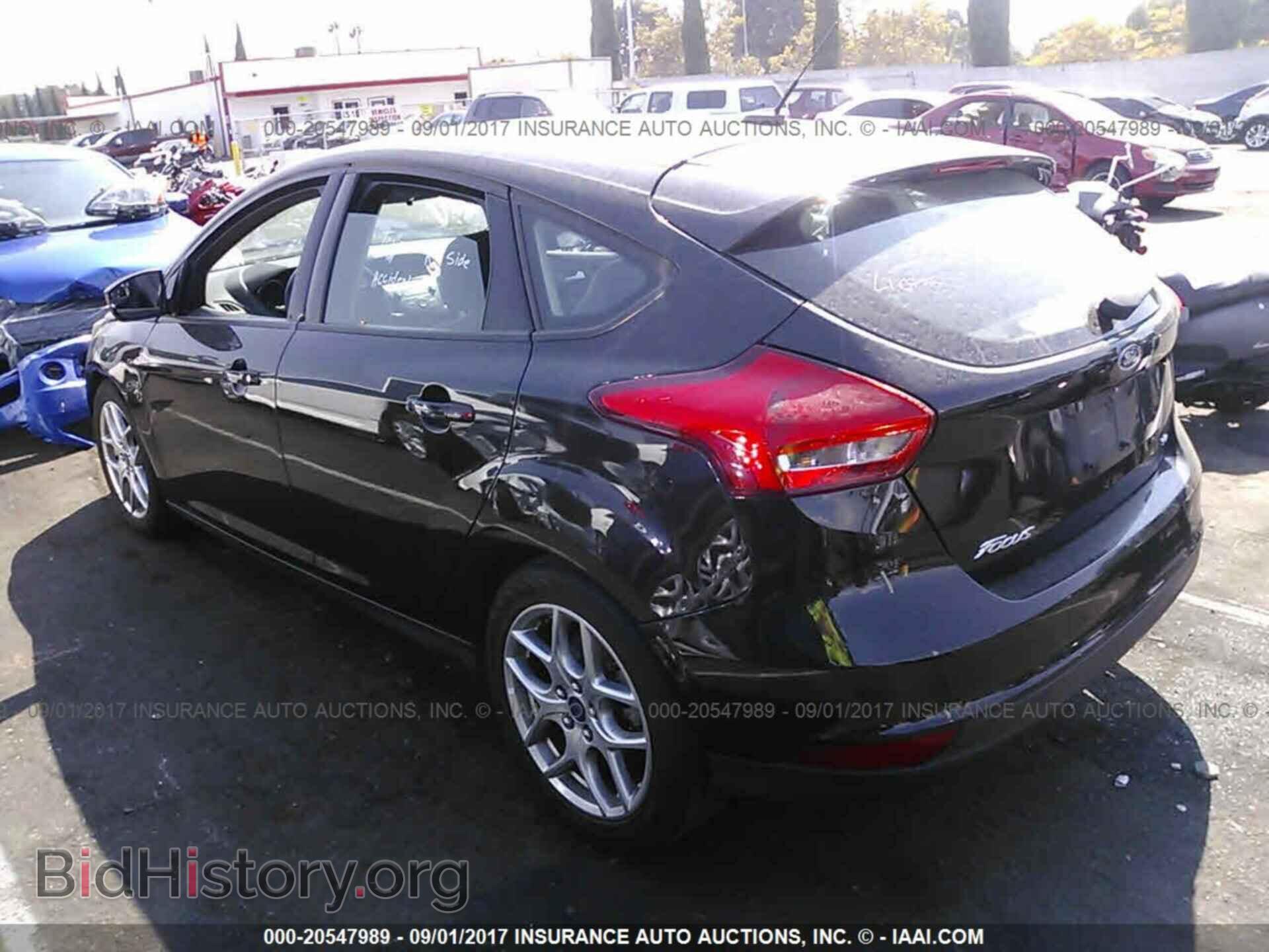 2015 Ford Focus - VIN: 1FADP3K27FL331118 - Фото 3