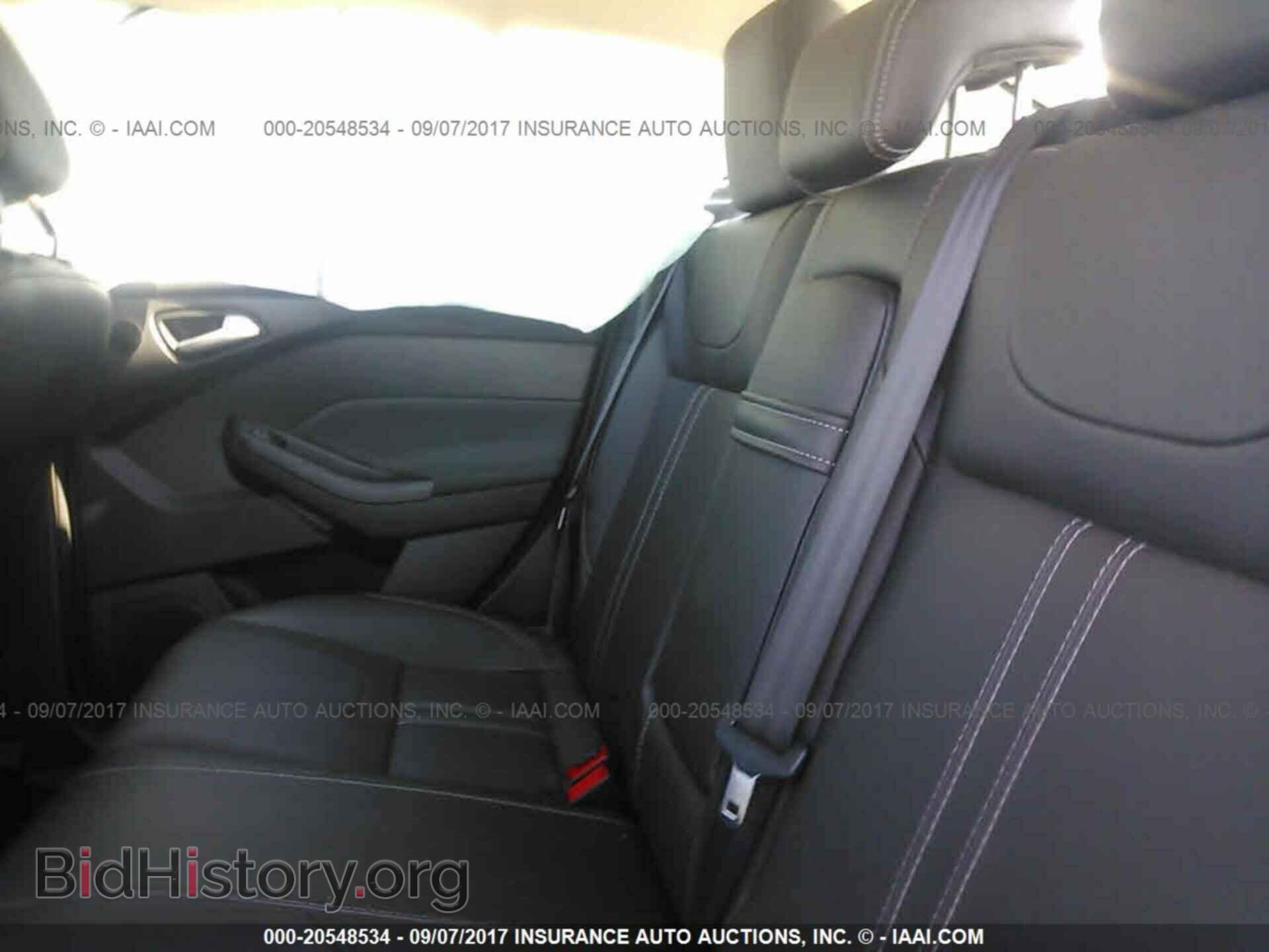 2012 Ford Focus - VIN: 1FAHP3N26CL200111 - Photo 8