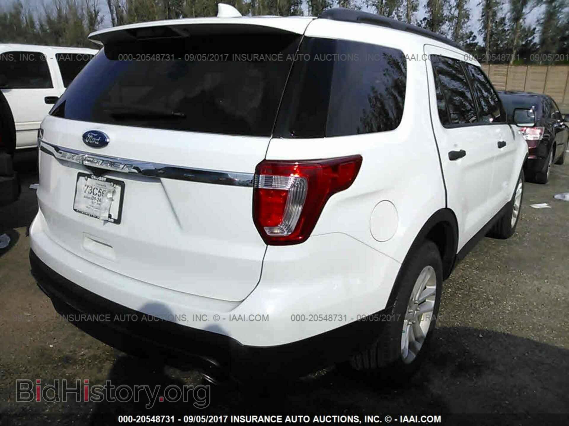 2017 Ford Explorer - VIN: 1FM5K7B8XHGC84392 - Photo 4