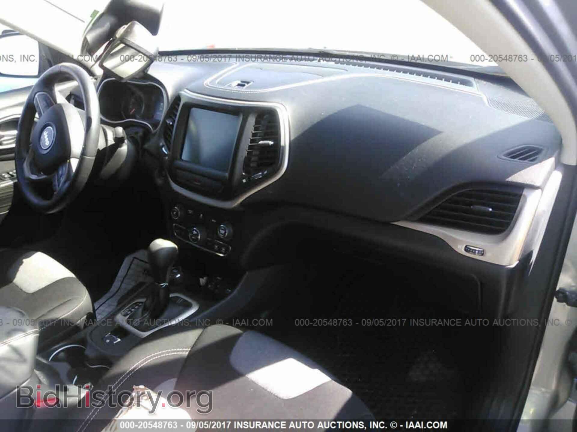 2014 Jeep Cherokee - VIN: 1C4PJMCS6EW246796 - Photo 5