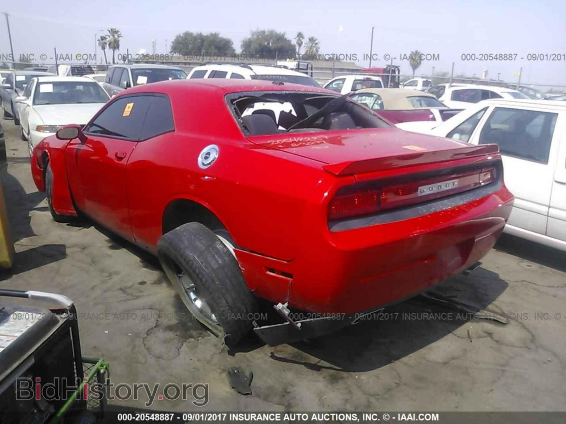 2014 Dodge Challenger - VIN: 2C3CDYAG6EH304310 - Фото 3