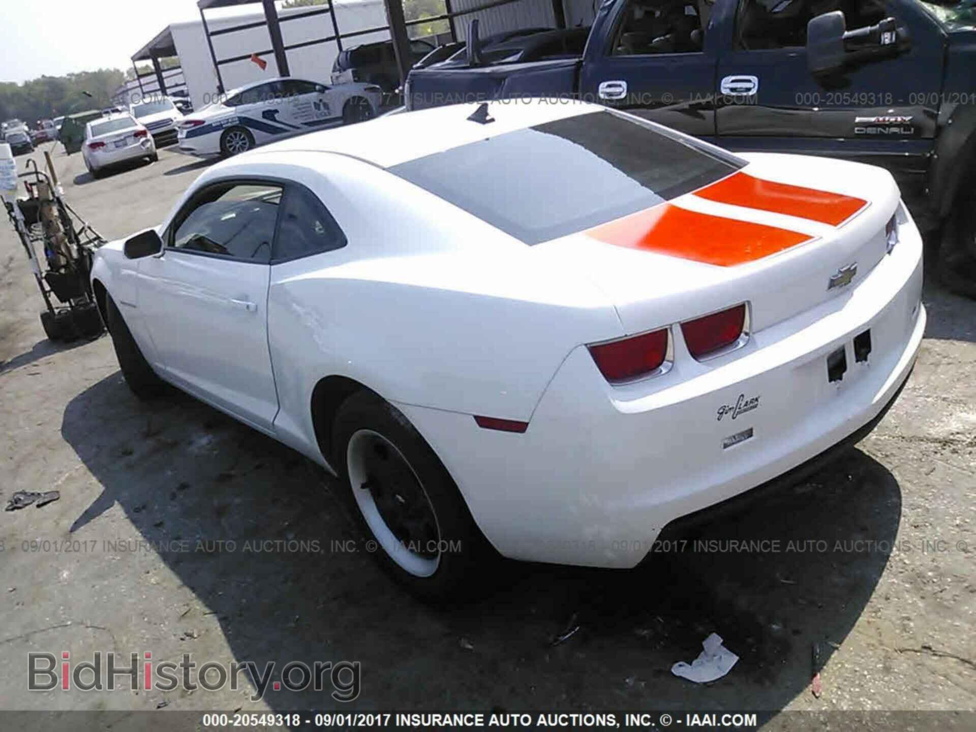 2011 Chevrolet Camaro - VIN: 2G1FA1ED4B9107062 - Фото 3