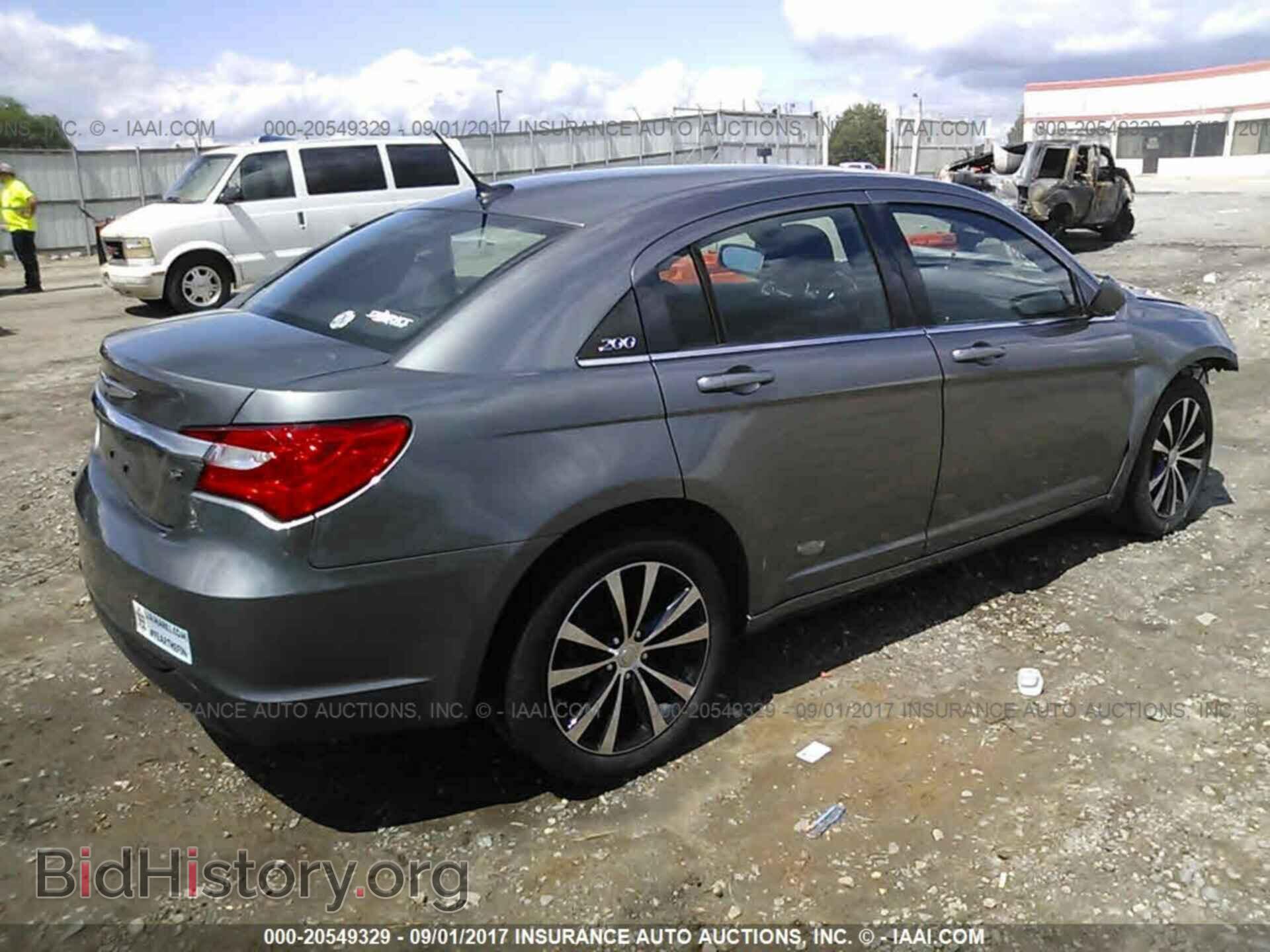 2013 Chrysler 200 - VIN: 1C3CCBBB3DN503680 - Фото 4