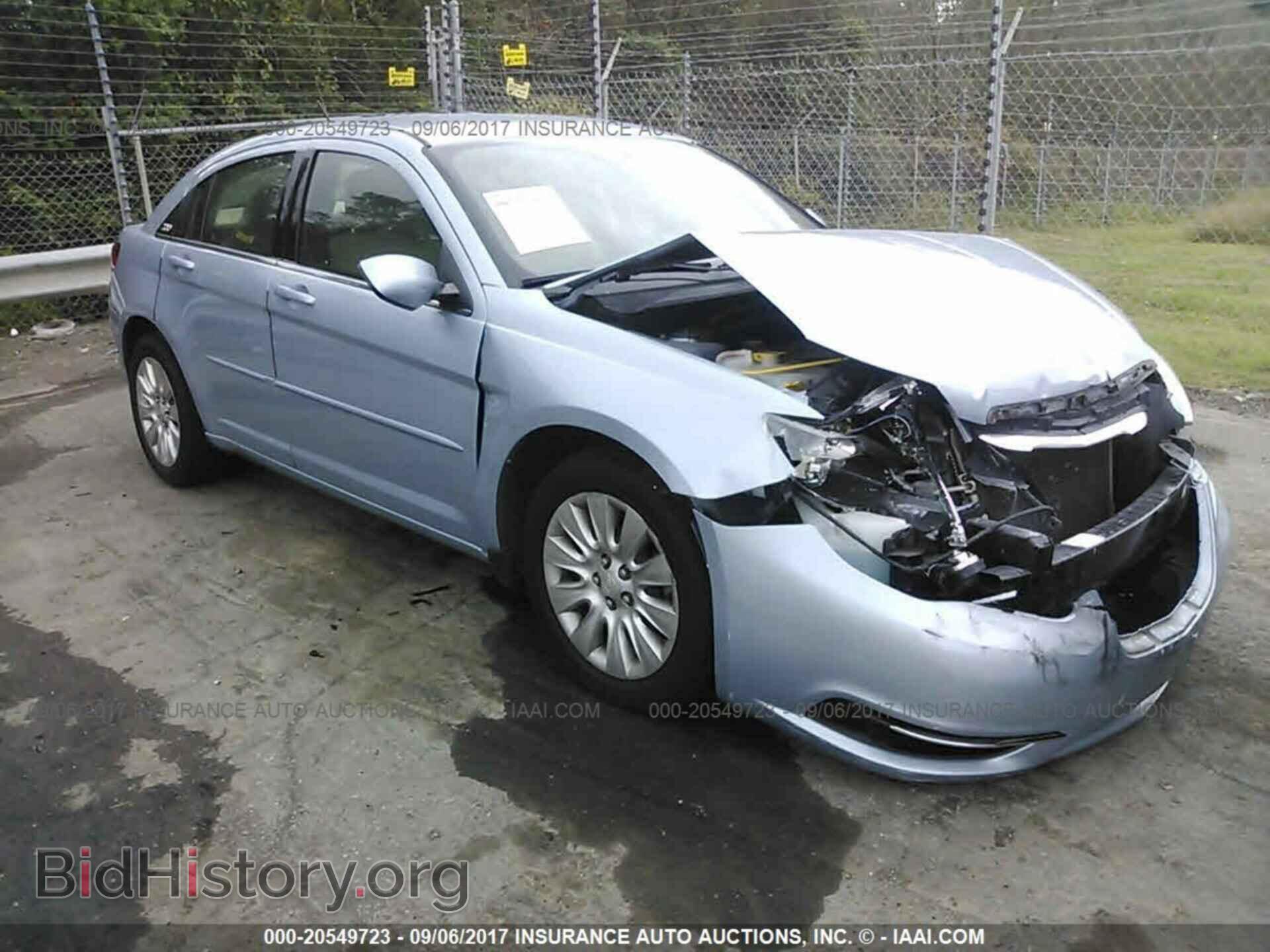Photo 1C3CCBAB8DN568588 - Chrysler 200 2013