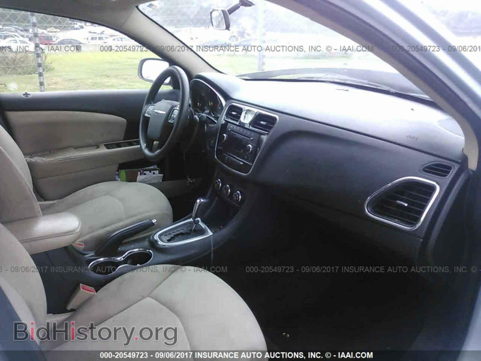 2013 Chrysler 200 - VIN: 1C3CCBAB8DN568588 - Photo 5