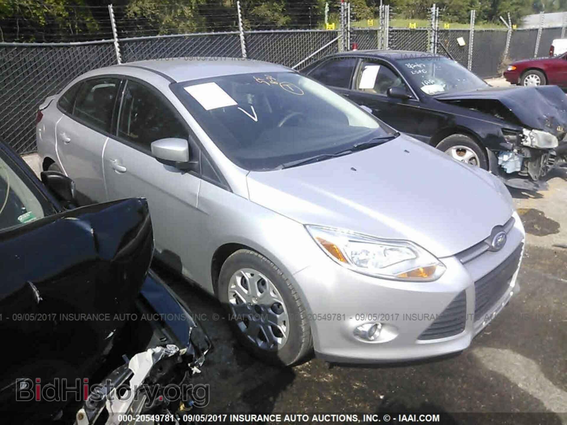 Photo 1FAHP3F22CL217793 - Ford Focus 2012