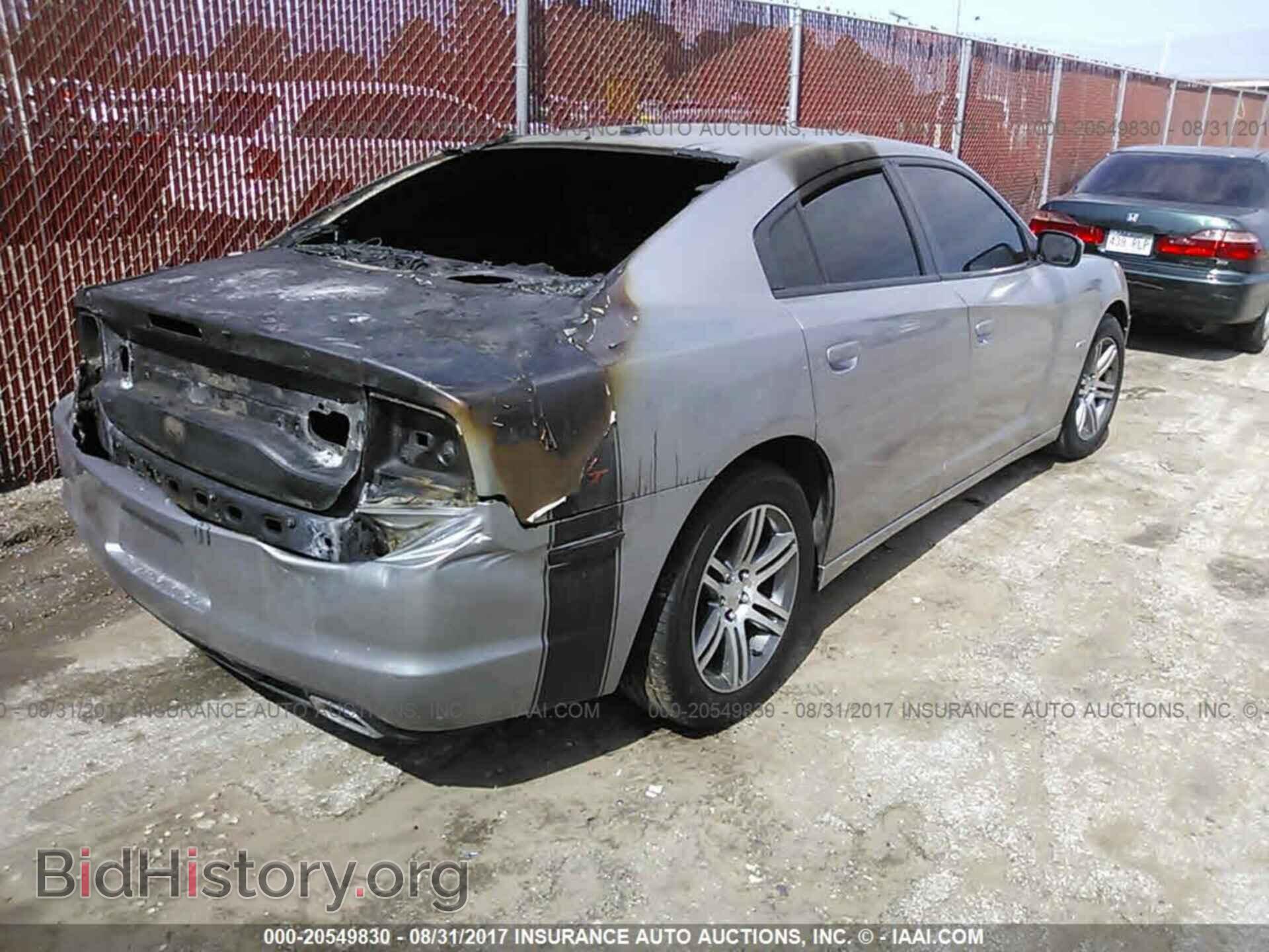 2013 Dodge Charger - VIN: 2C3CDXCT1DH601830 - Photo 4