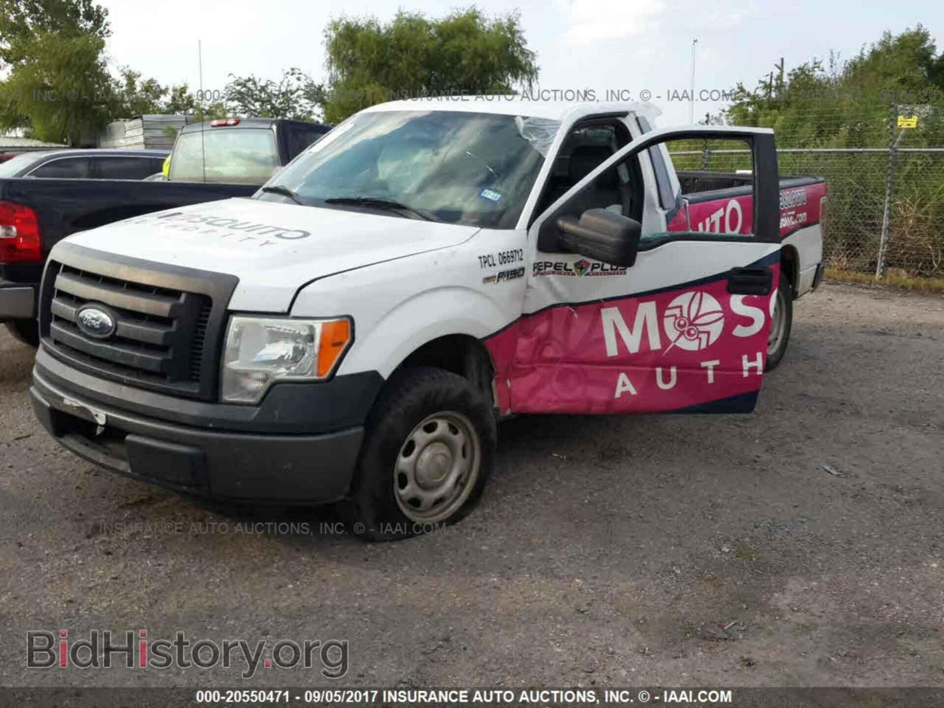 2011 Ford F150 - VIN: 1FTMF1CMXBKD52580 - Фото 2