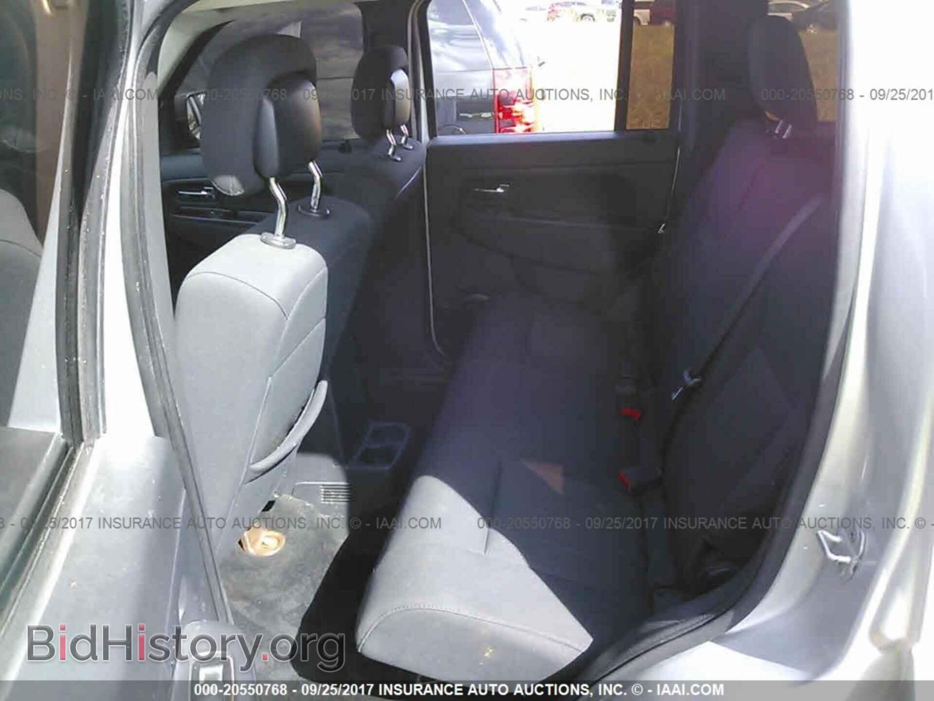 2011 Jeep Liberty - VIN: 1J4PN2GK6BW562403 - Фото 8