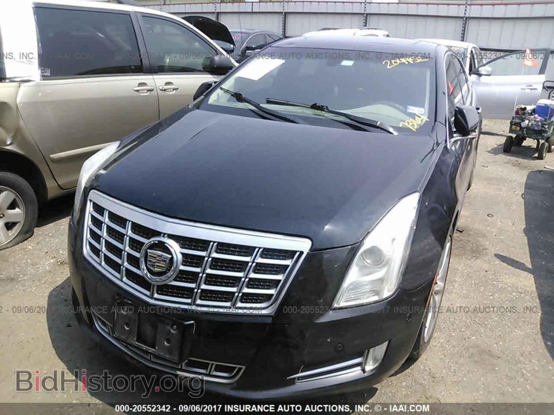2014 Cadillac Xts - VIN: 2G61M5S37E9217364 - Фото 2