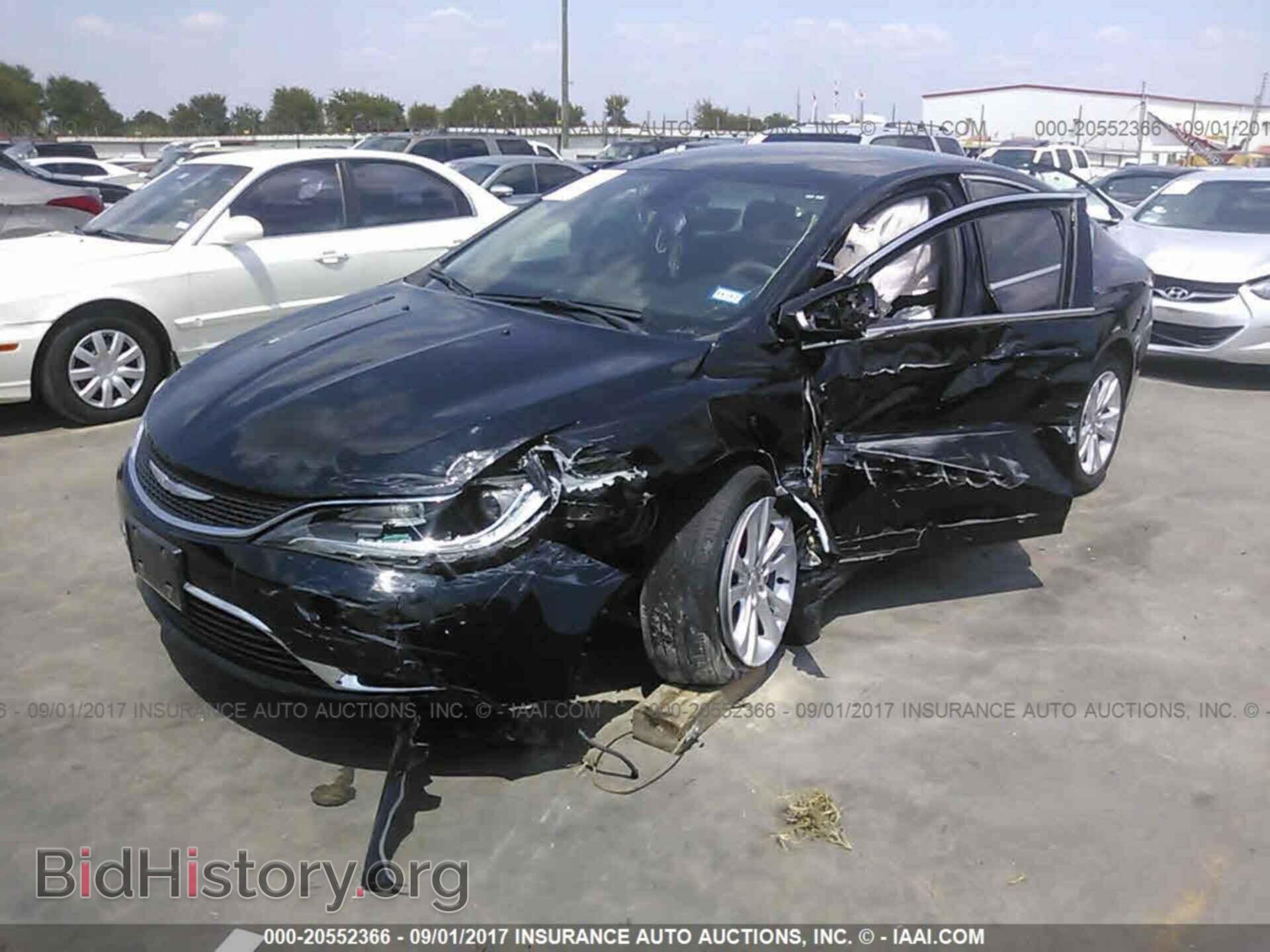 2015 Chrysler 200 - VIN: 1C3CCCAB1FN622998 - Photo 2
