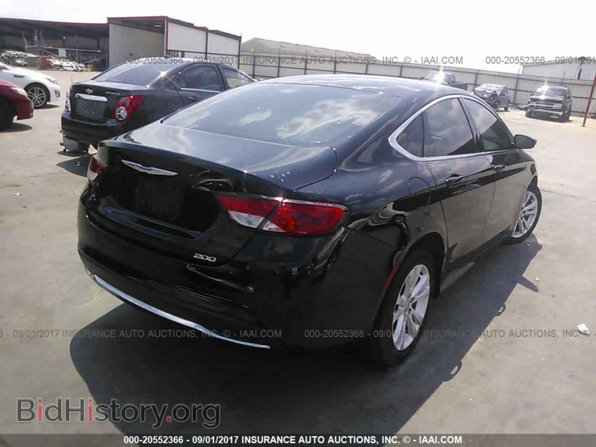 2015 Chrysler 200 - VIN: 1C3CCCAB1FN622998 - Photo 4