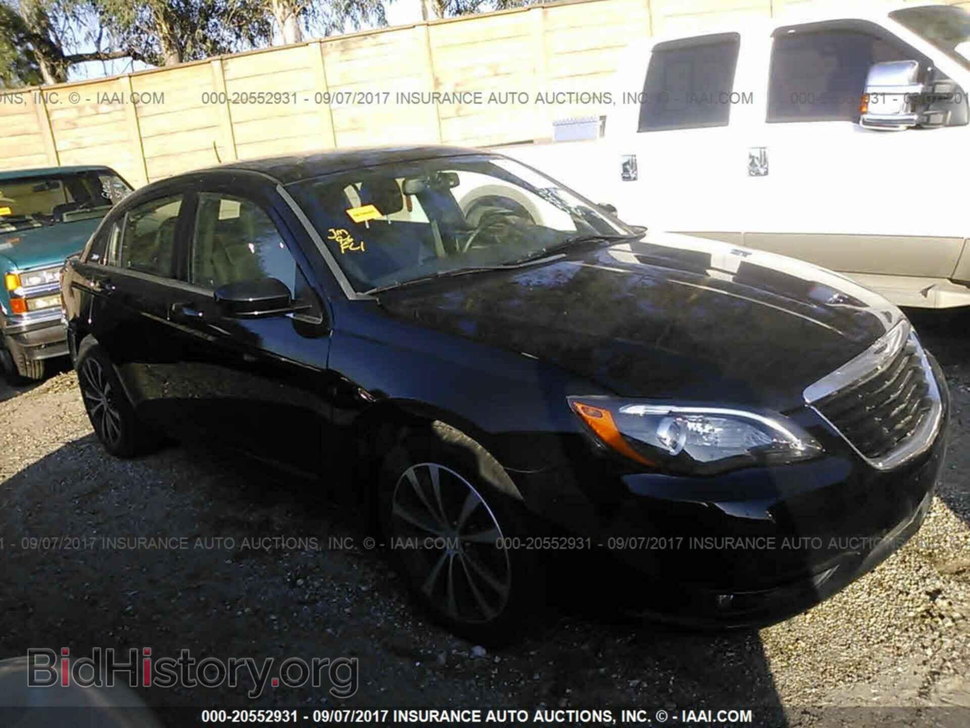 Photo 1C3CCBBB1DN609612 - Chrysler 200 2013
