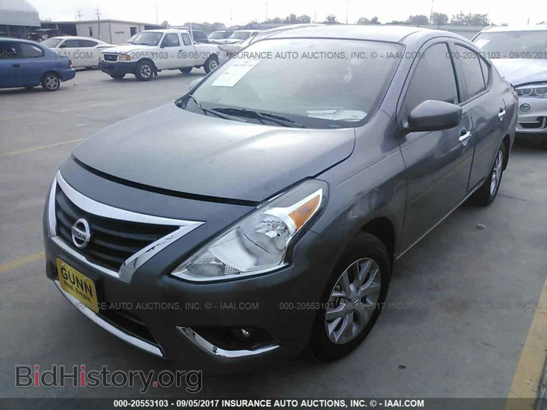 2017 Nissan Versa - VIN: 3N1CN7AP3HL863606 - Фото 2