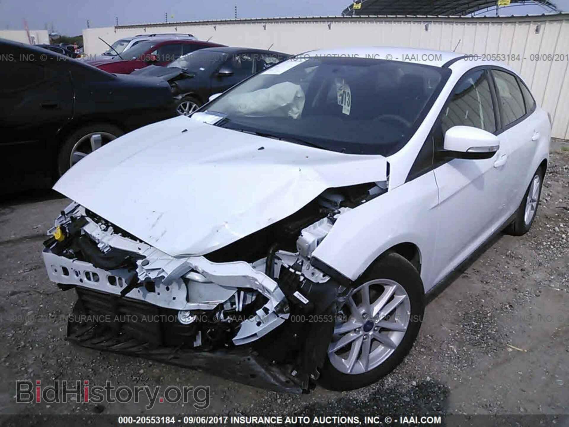 2017 Ford Focus - VIN: 1FADP3F26HL295645 - Фото 2