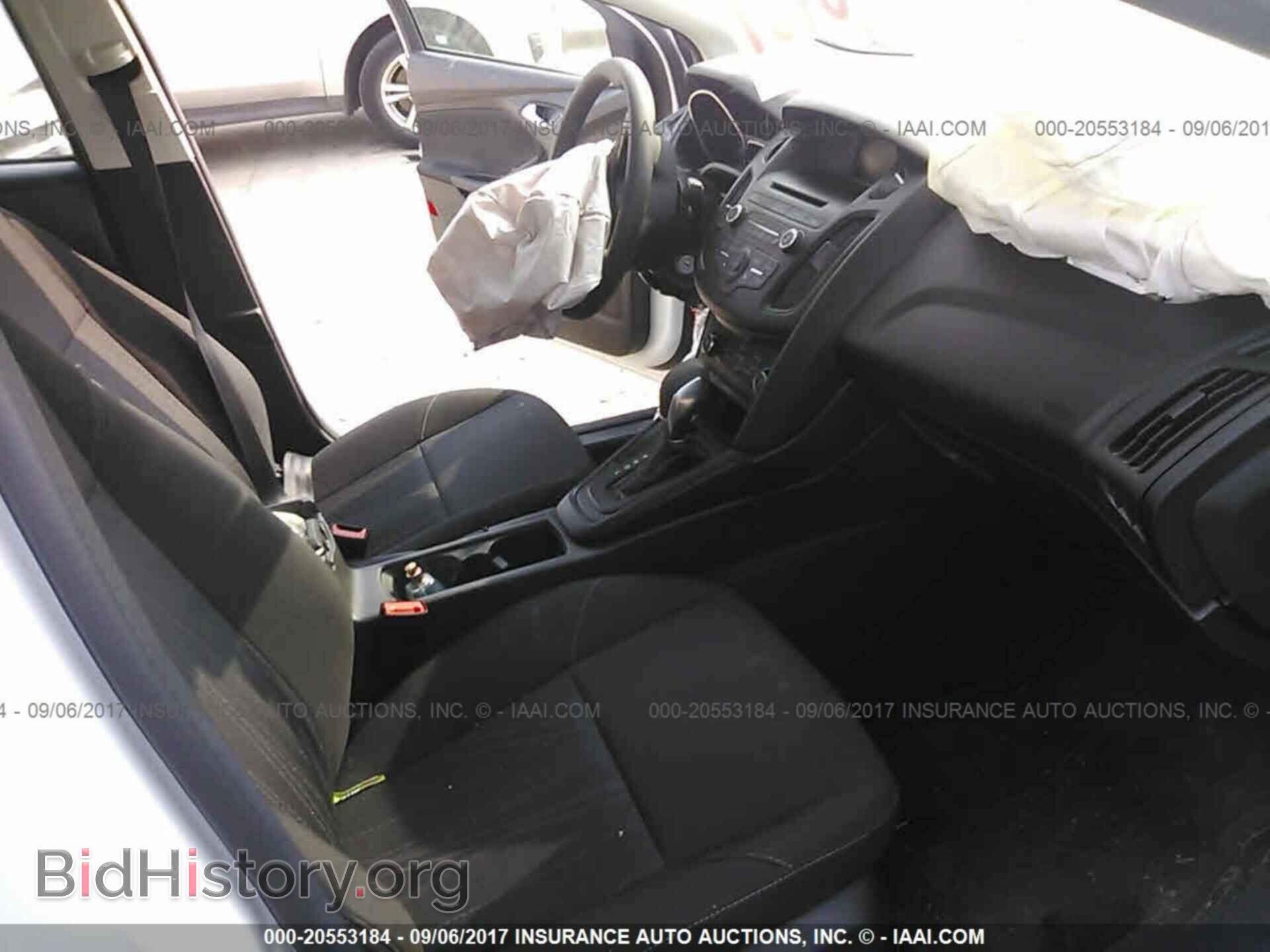 2017 Ford Focus - VIN: 1FADP3F26HL295645 - Фото 5