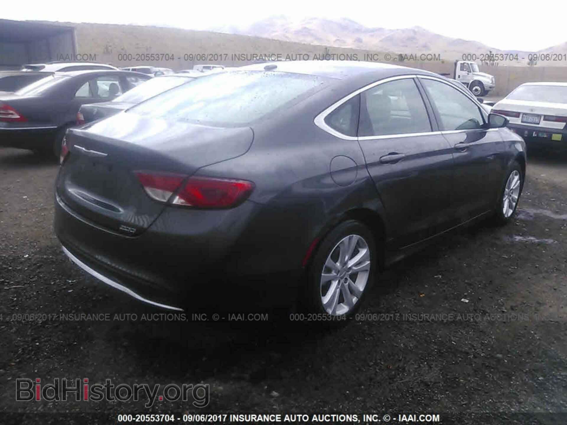 2015 Chrysler 200 - VIN: 1C3CCCAB4FN638029 - Photo 4