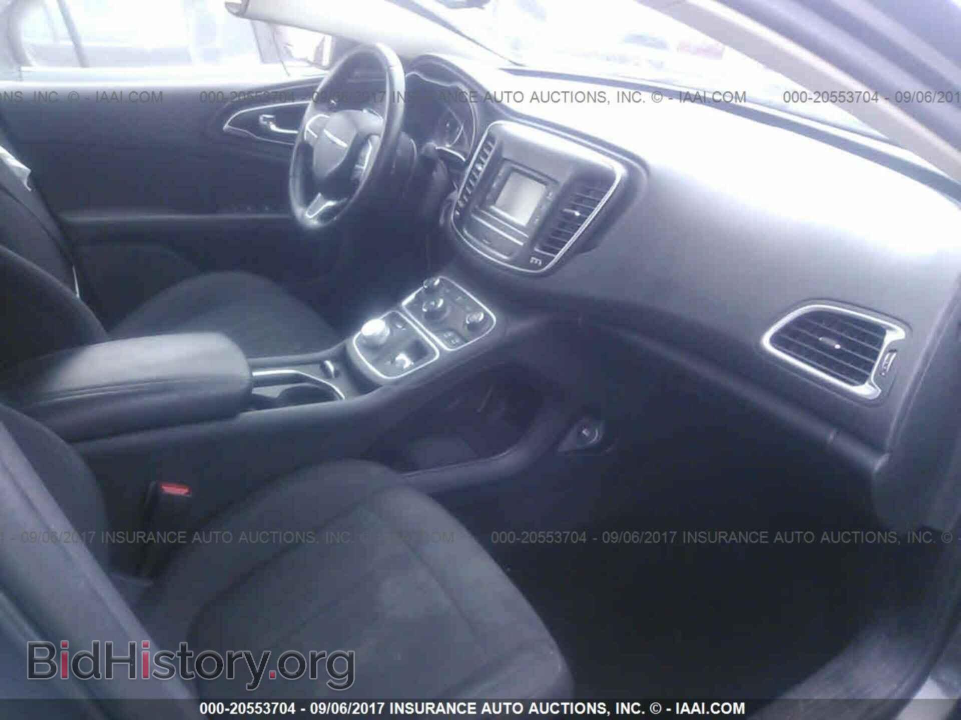 2015 Chrysler 200 - VIN: 1C3CCCAB4FN638029 - Photo 5