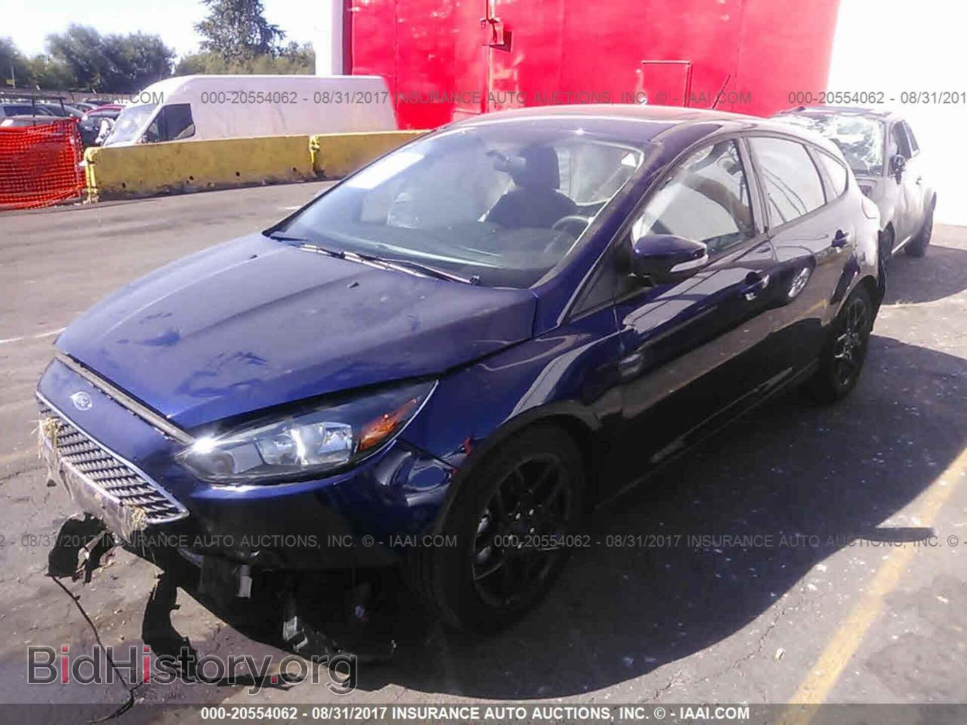 2016 Ford Focus - VIN: 1FADP3K29GL263244 - Фото 2