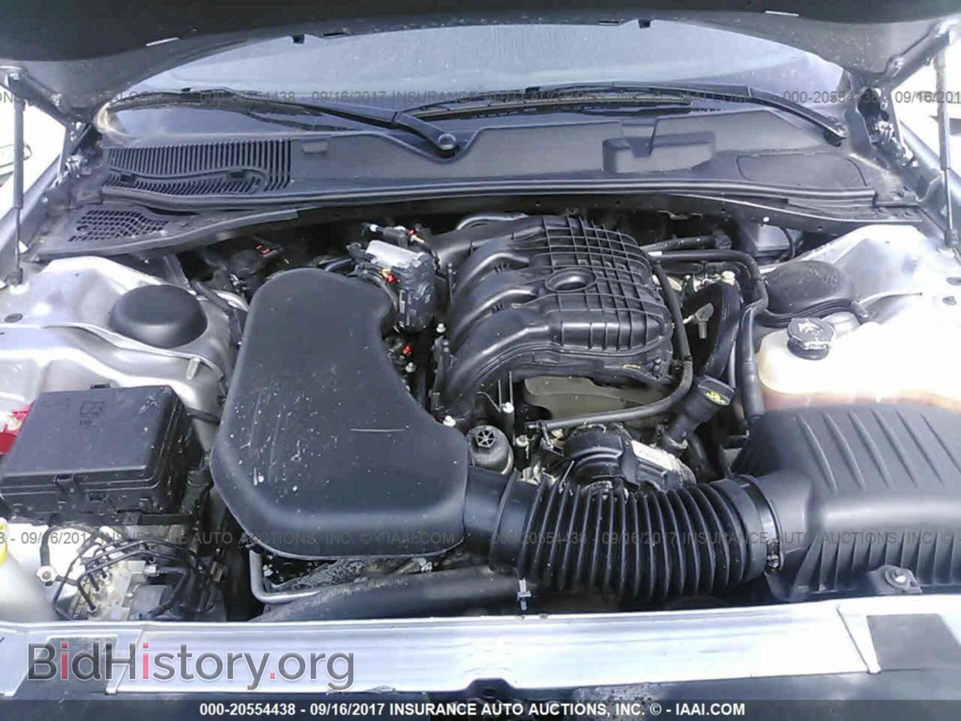 2016 Dodge Challenger - VIN: 2C3CDZAG7GH336529 - Photo 10