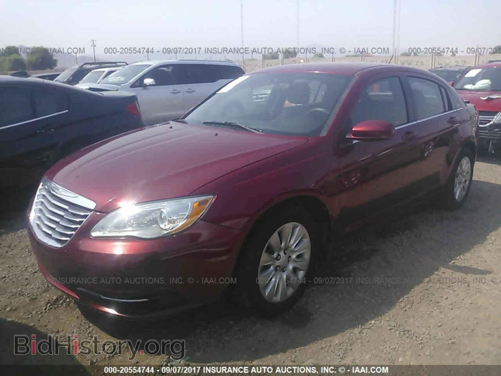 2013 Chrysler 200 - VIN: 1C3CCBAB5DN735411 - Photo 2