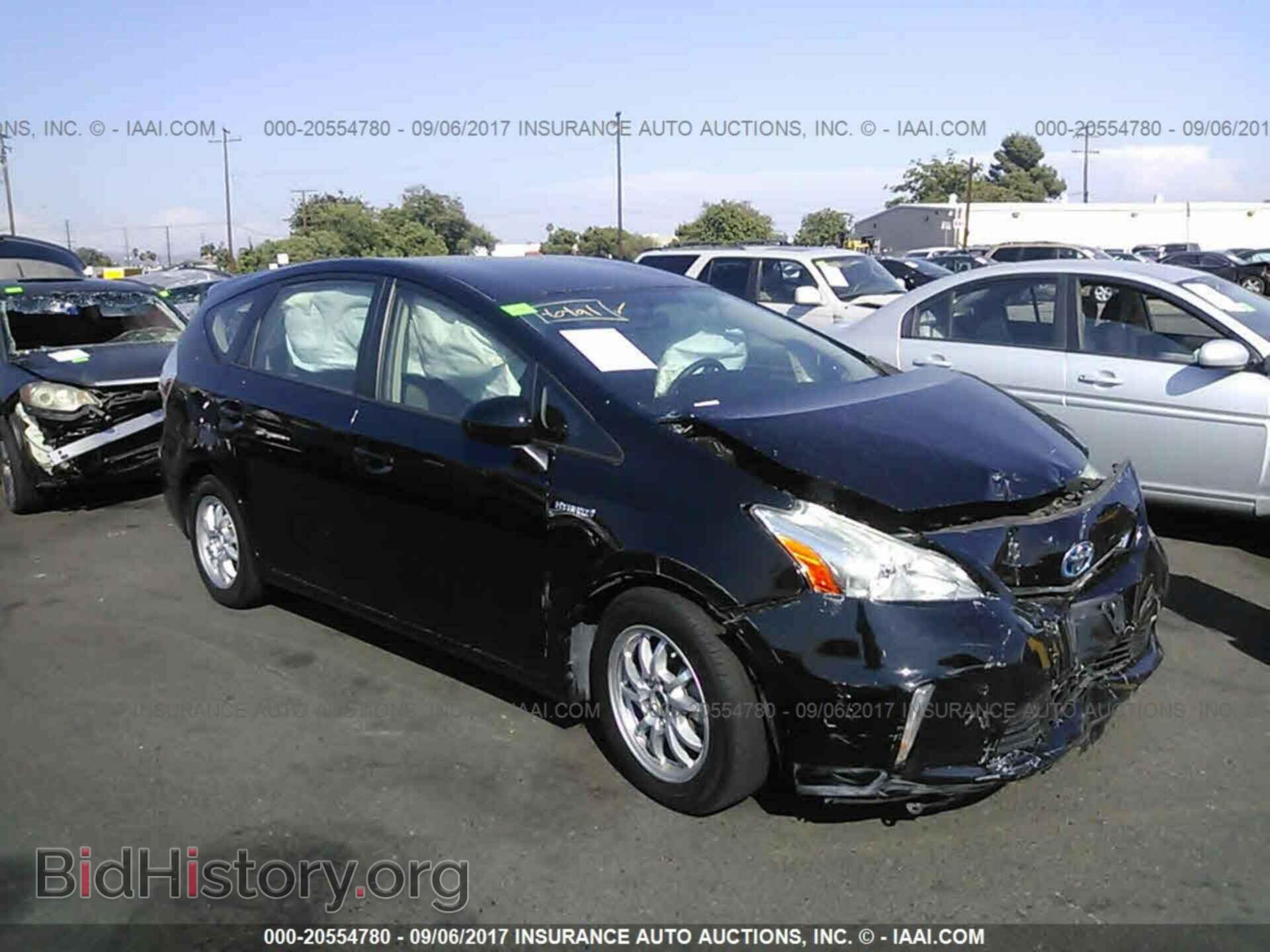 Photo JTDZN3EU5C3075270 - Toyota Prius v 2012
