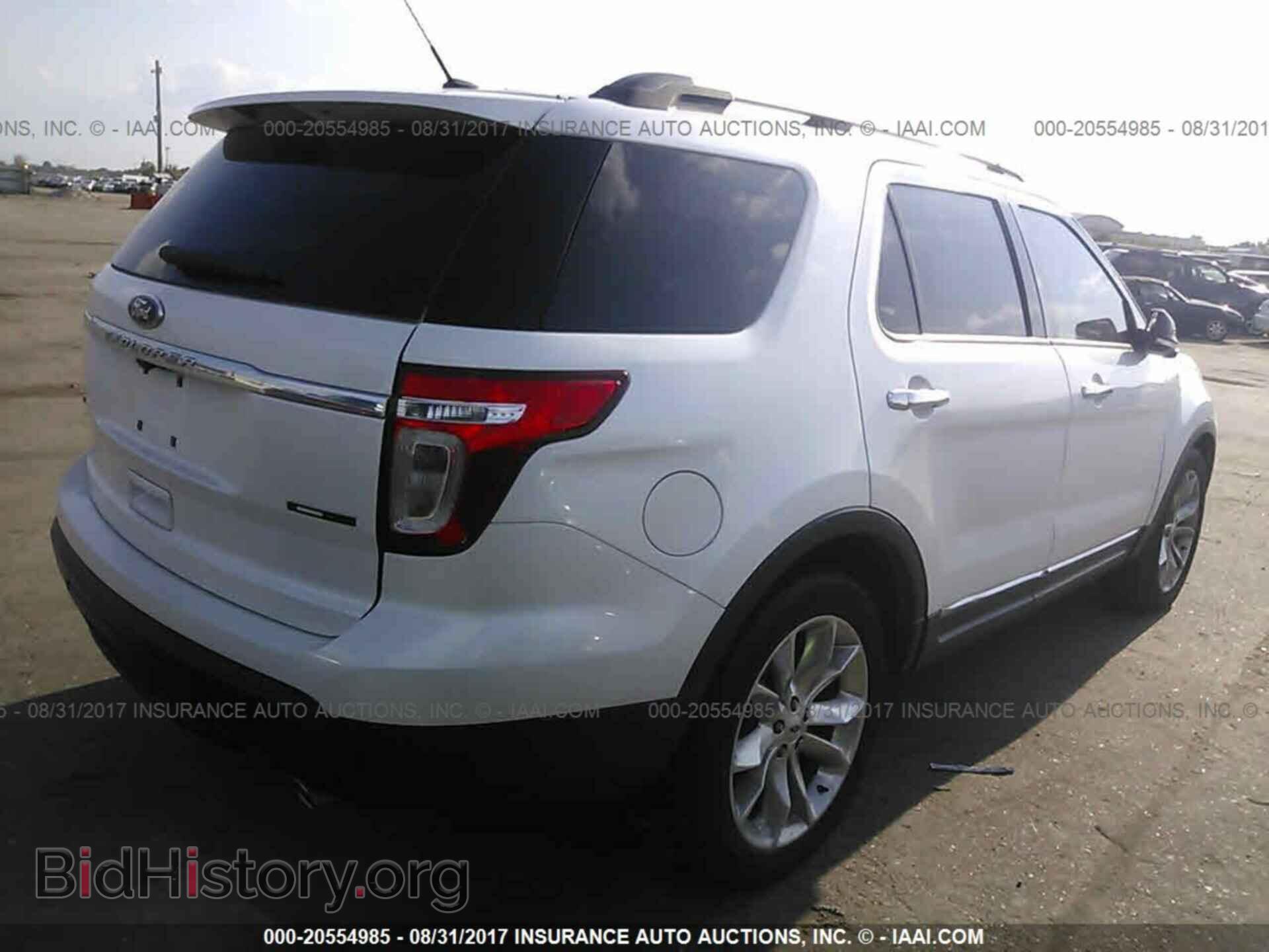 2013 Ford Explorer - VIN: 1FM5K7D88DGB33302 - Photo 4