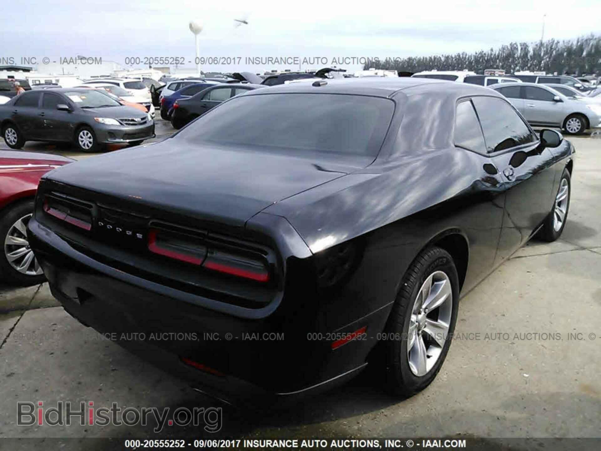 2016 Dodge Challenger - VIN: 2C3CDZAG2GH274943 - Photo 4