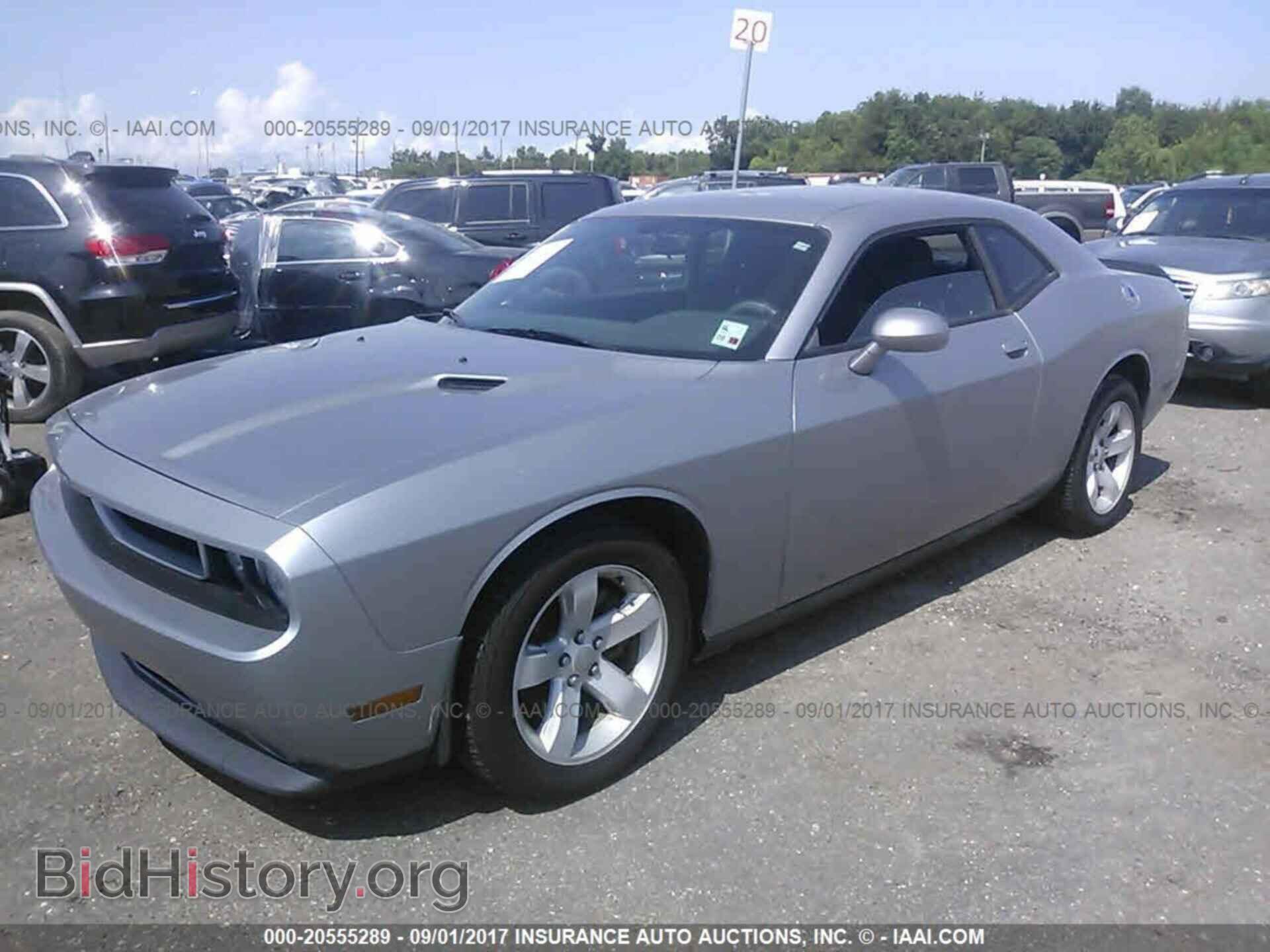2013 Dodge Challenger - VIN: 2C3CDYAG1DH666057 - Photo 2