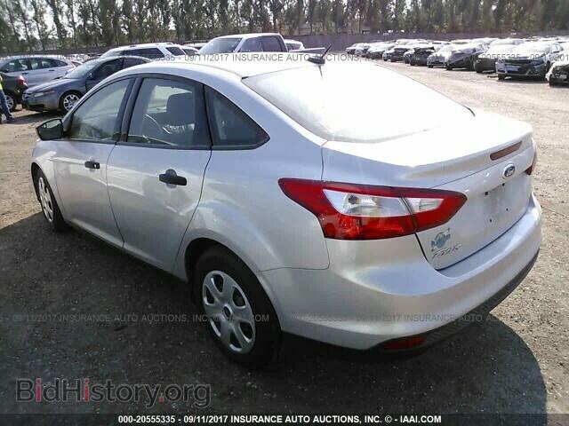 2012 Ford Focus - VIN: 1FAHP3E29CL114243 - Photo 3