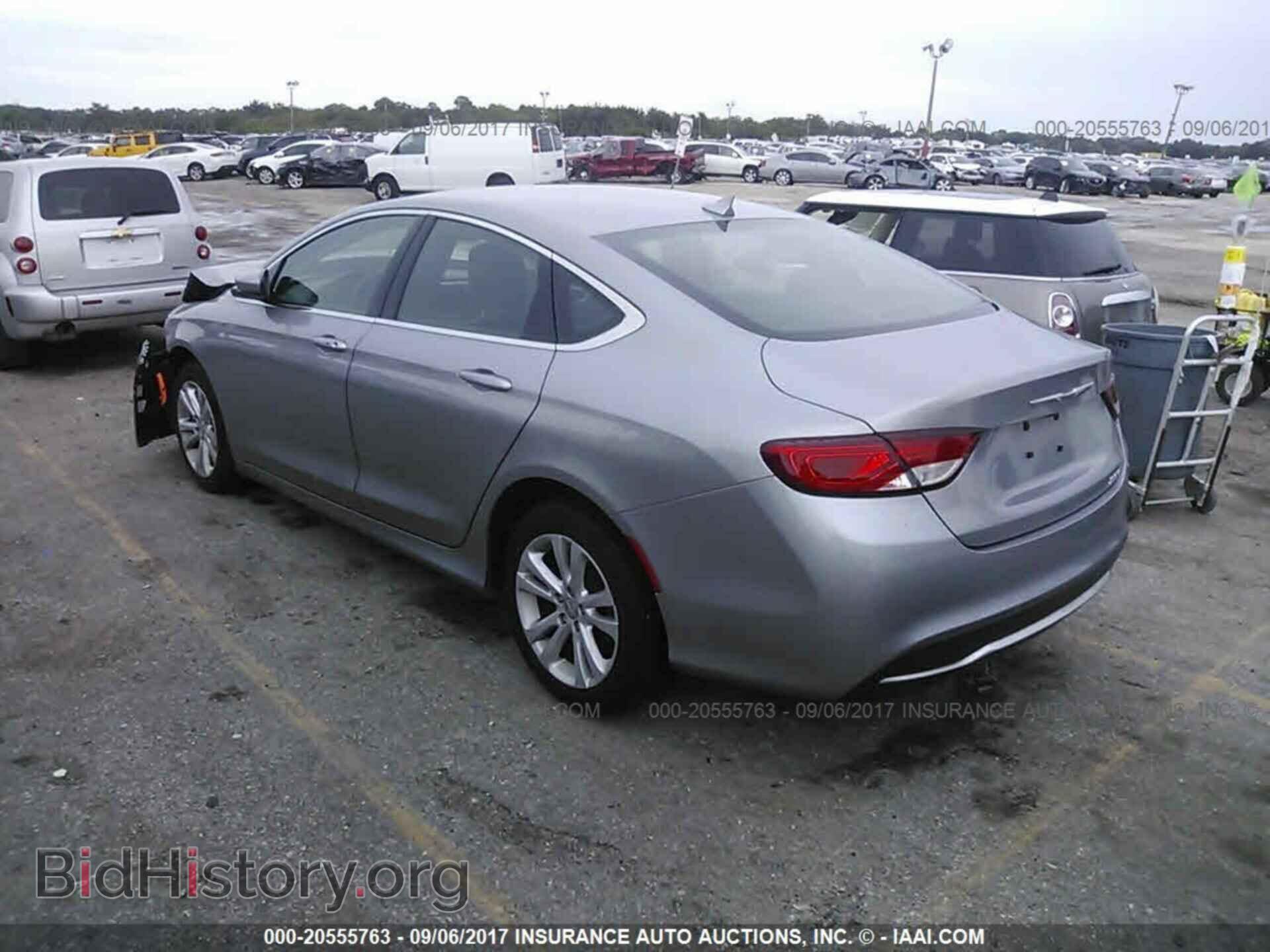 2015 Chrysler 200 - VIN: 1C3CCCAB2FN605613 - Photo 3