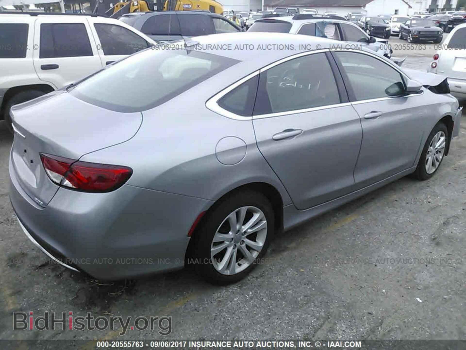 2015 Chrysler 200 - VIN: 1C3CCCAB2FN605613 - Photo 4