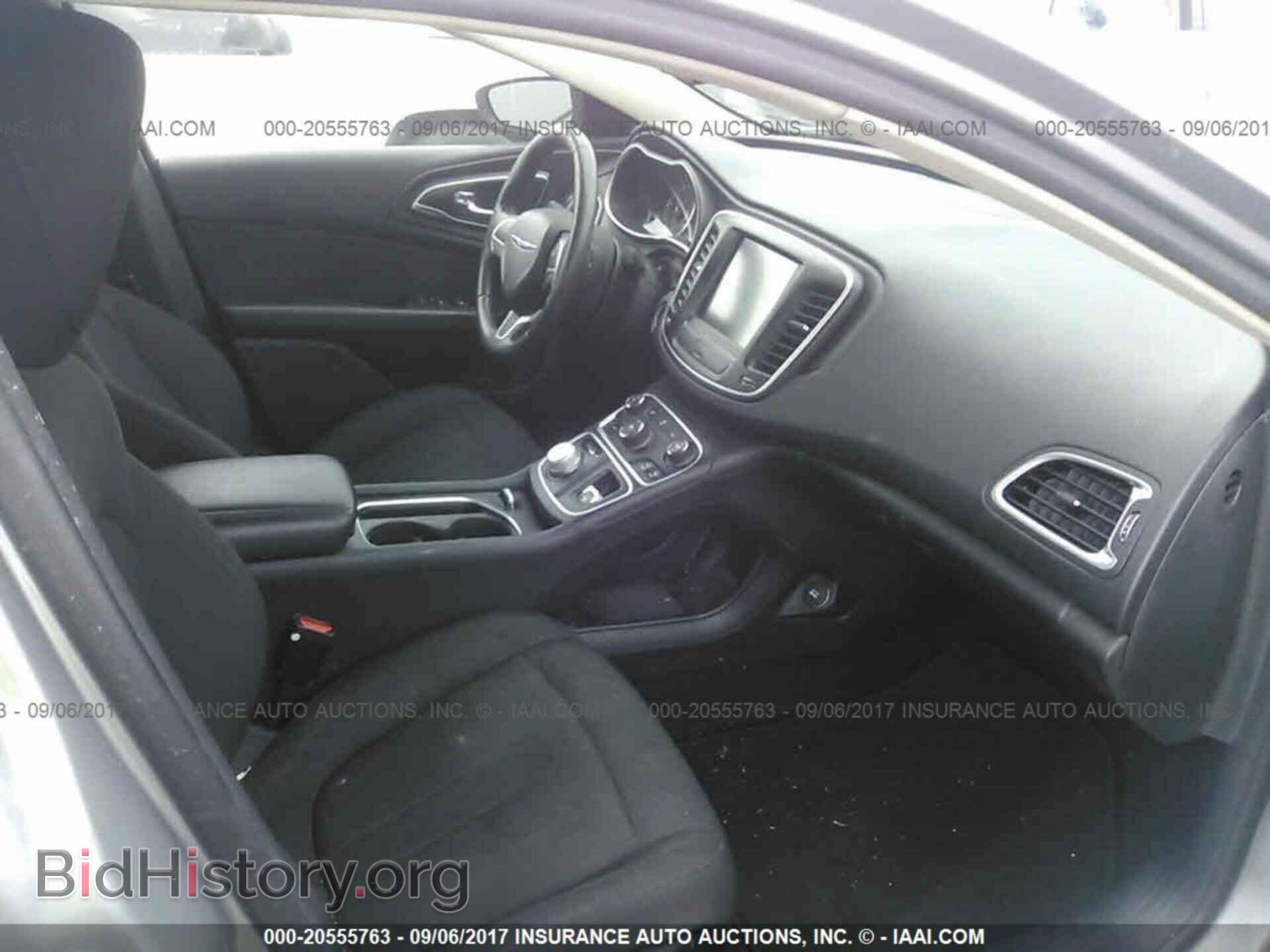 2015 Chrysler 200 - VIN: 1C3CCCAB2FN605613 - Photo 5