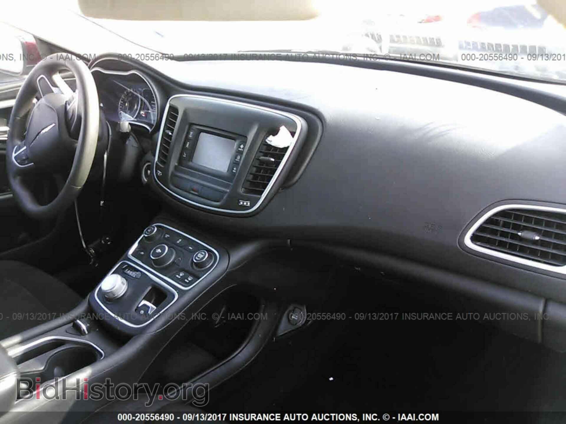 2015 Chrysler 200 - VIN: 1C3CCCABXFN571176 - Photo 5