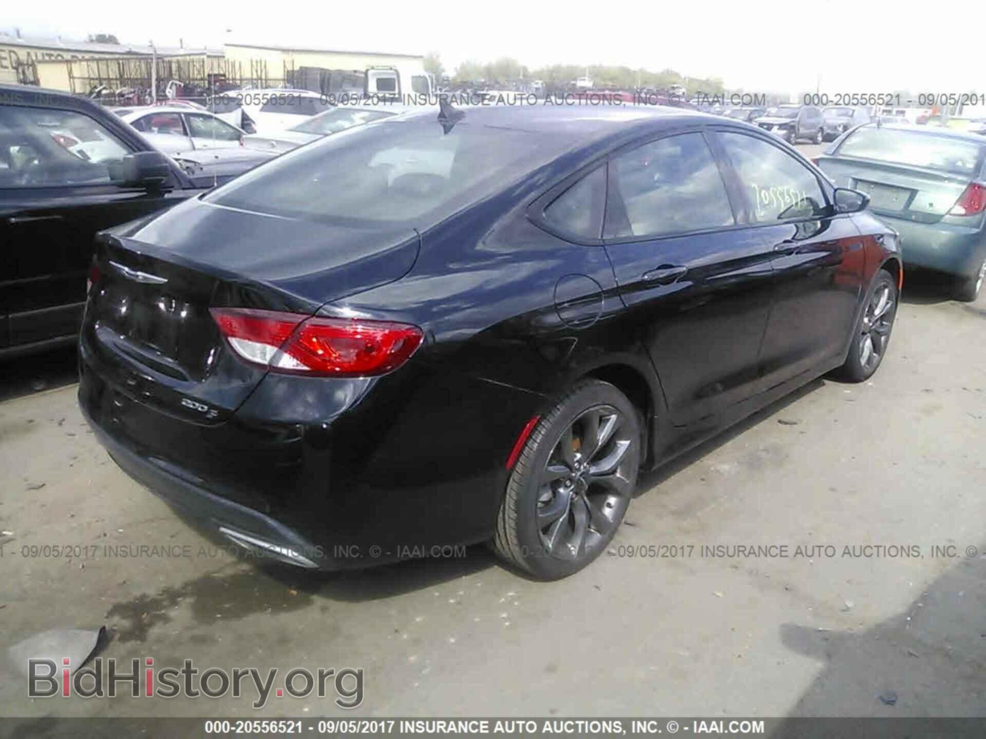 2016 Chrysler 200 - VIN: 1C3CCCBB7GN112087 - Photo 4