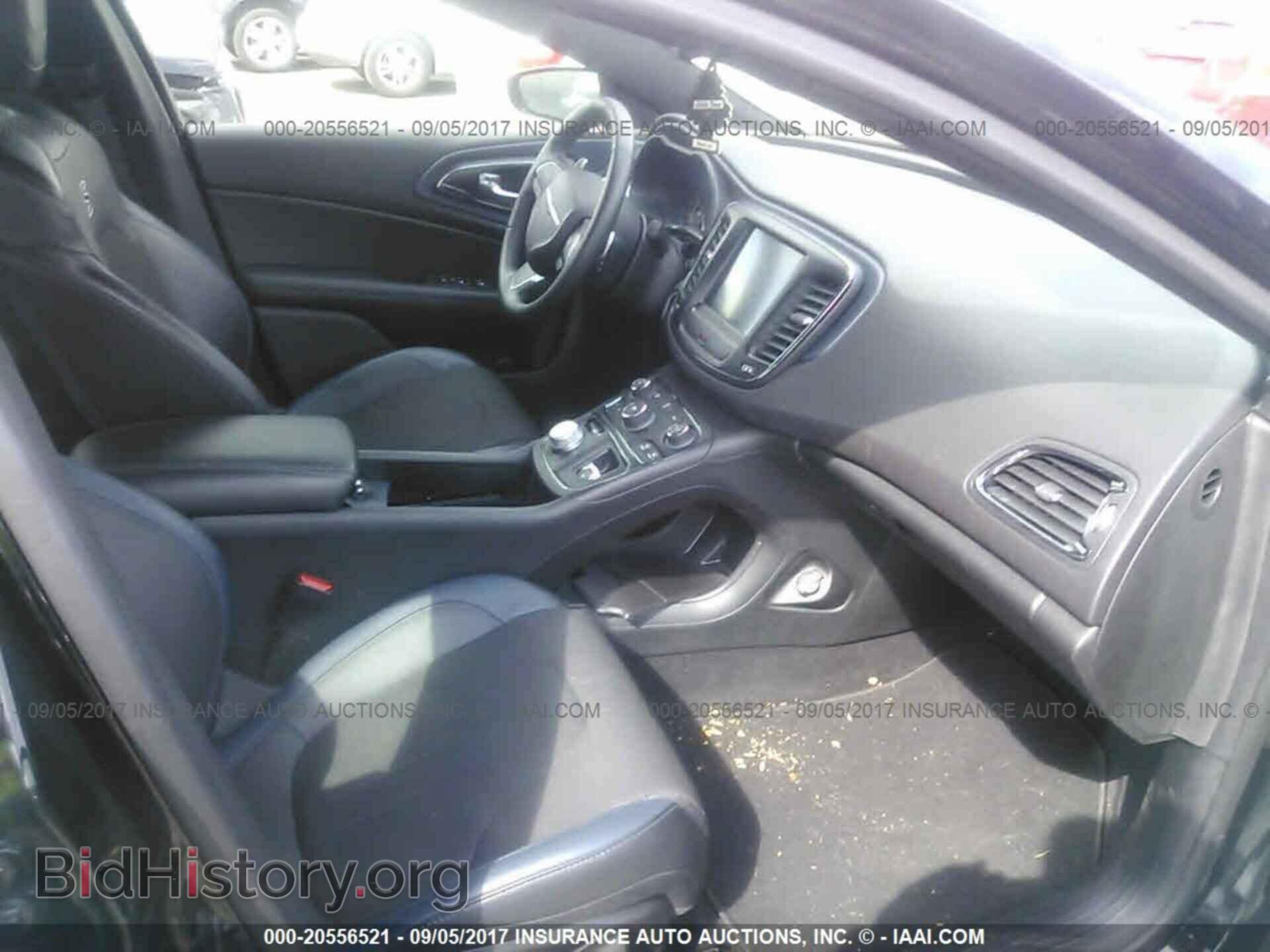 2016 Chrysler 200 - VIN: 1C3CCCBB7GN112087 - Photo 5
