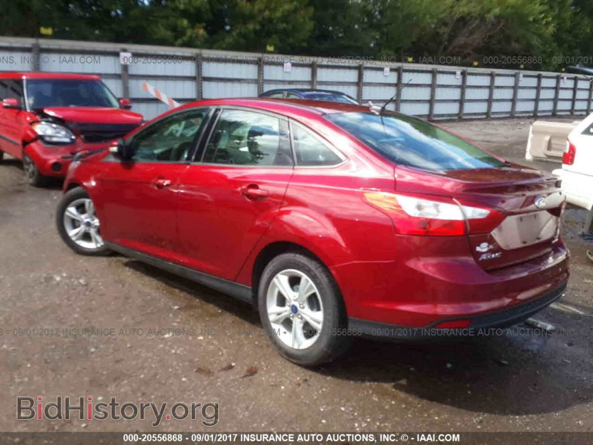 2014 Ford Focus - VIN: 1FADP3F29EL255815 - Photo 3