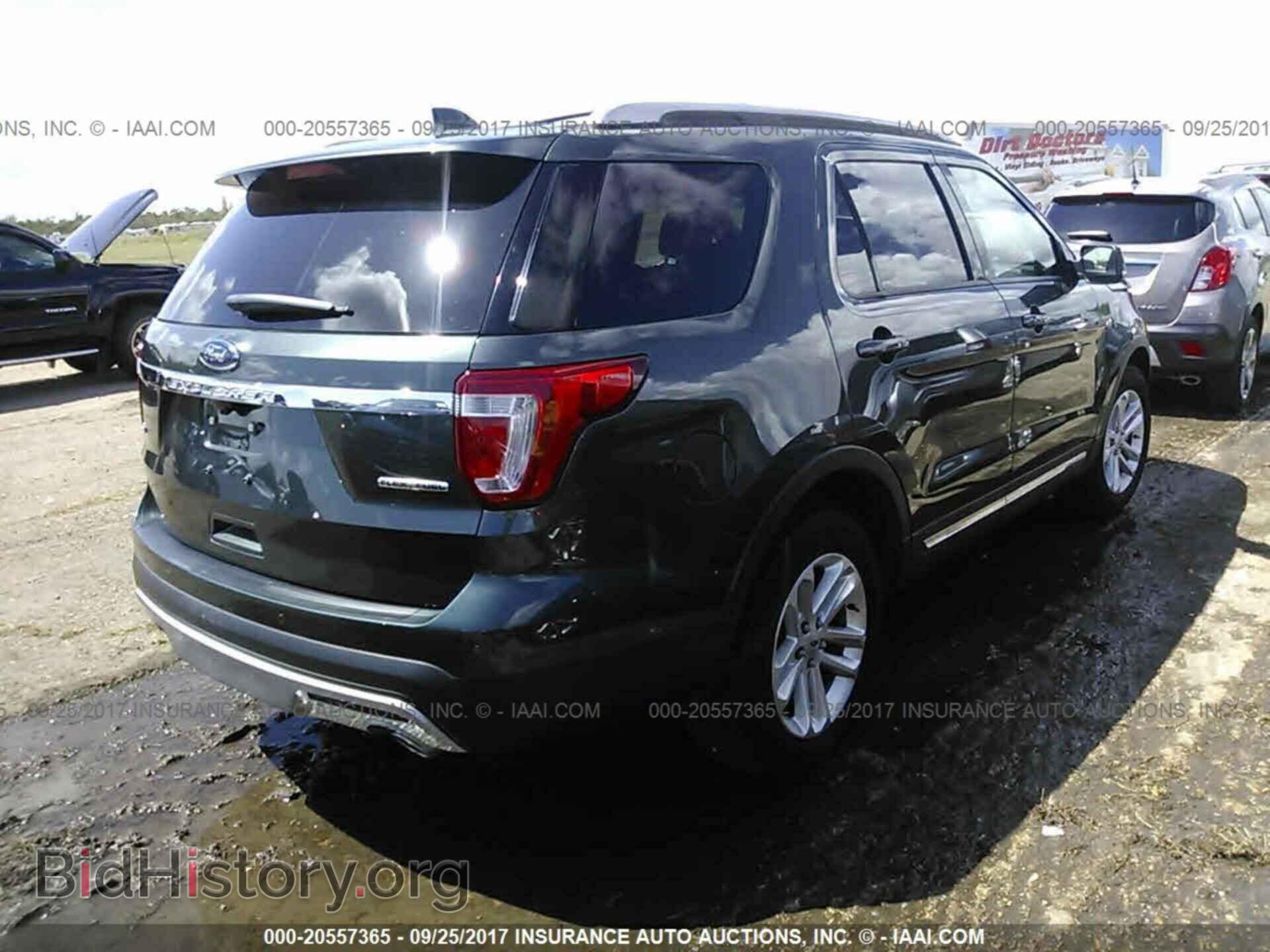 2016 Ford Explorer - VIN: 1FM5K7D86GGB26367 - Photo 4