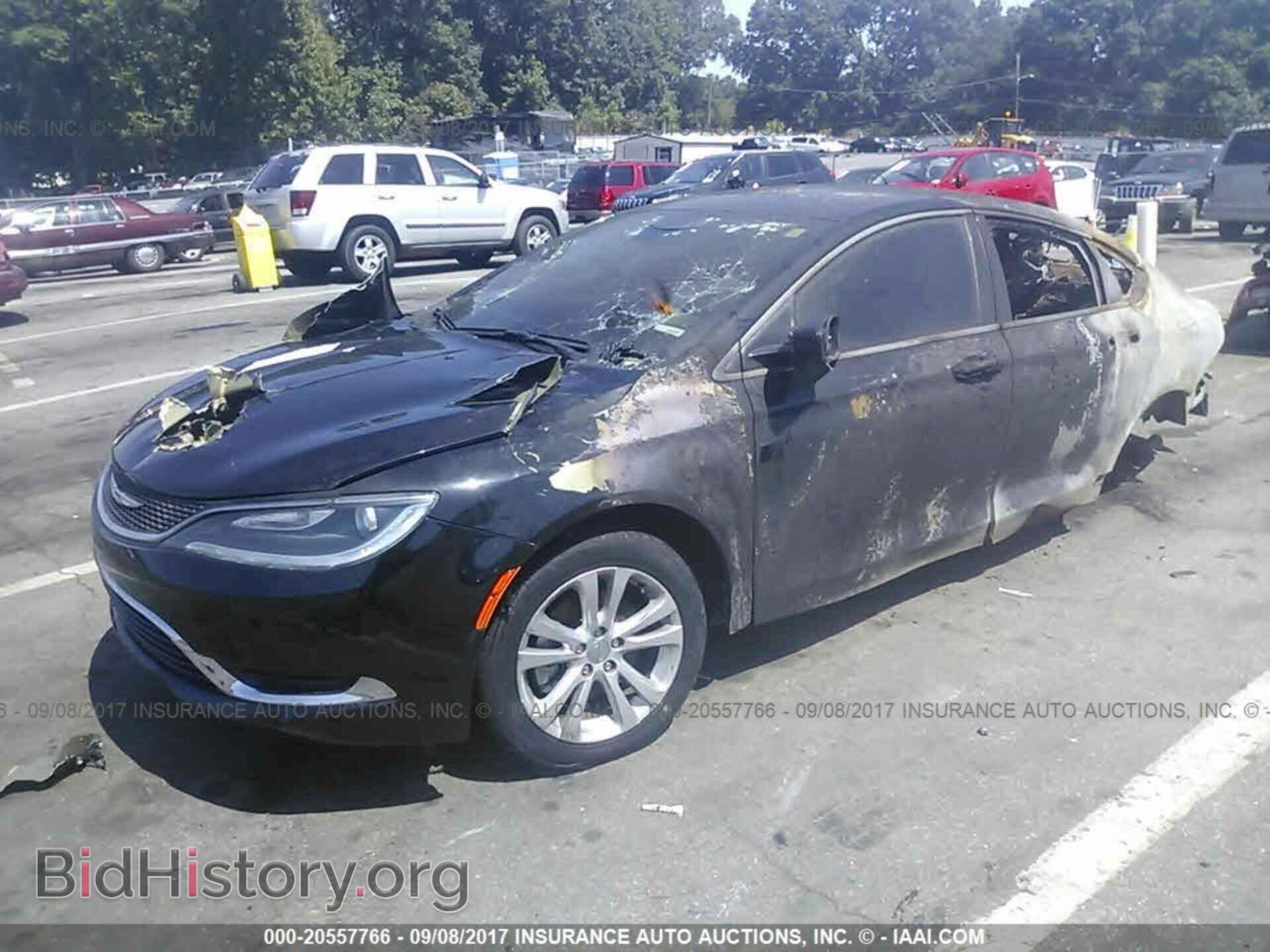 2015 Chrysler 200 - VIN: 1C3CCCAB1FN687897 - Фото 2