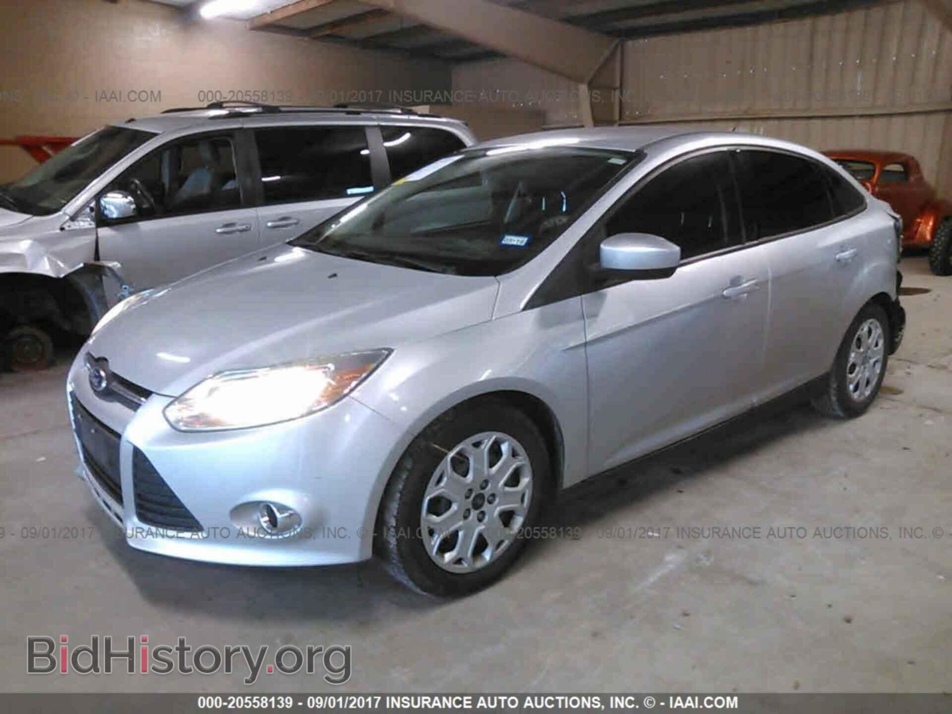 2012 Ford Focus - VIN: 1FAHP3F26CL189190 - Фото 2