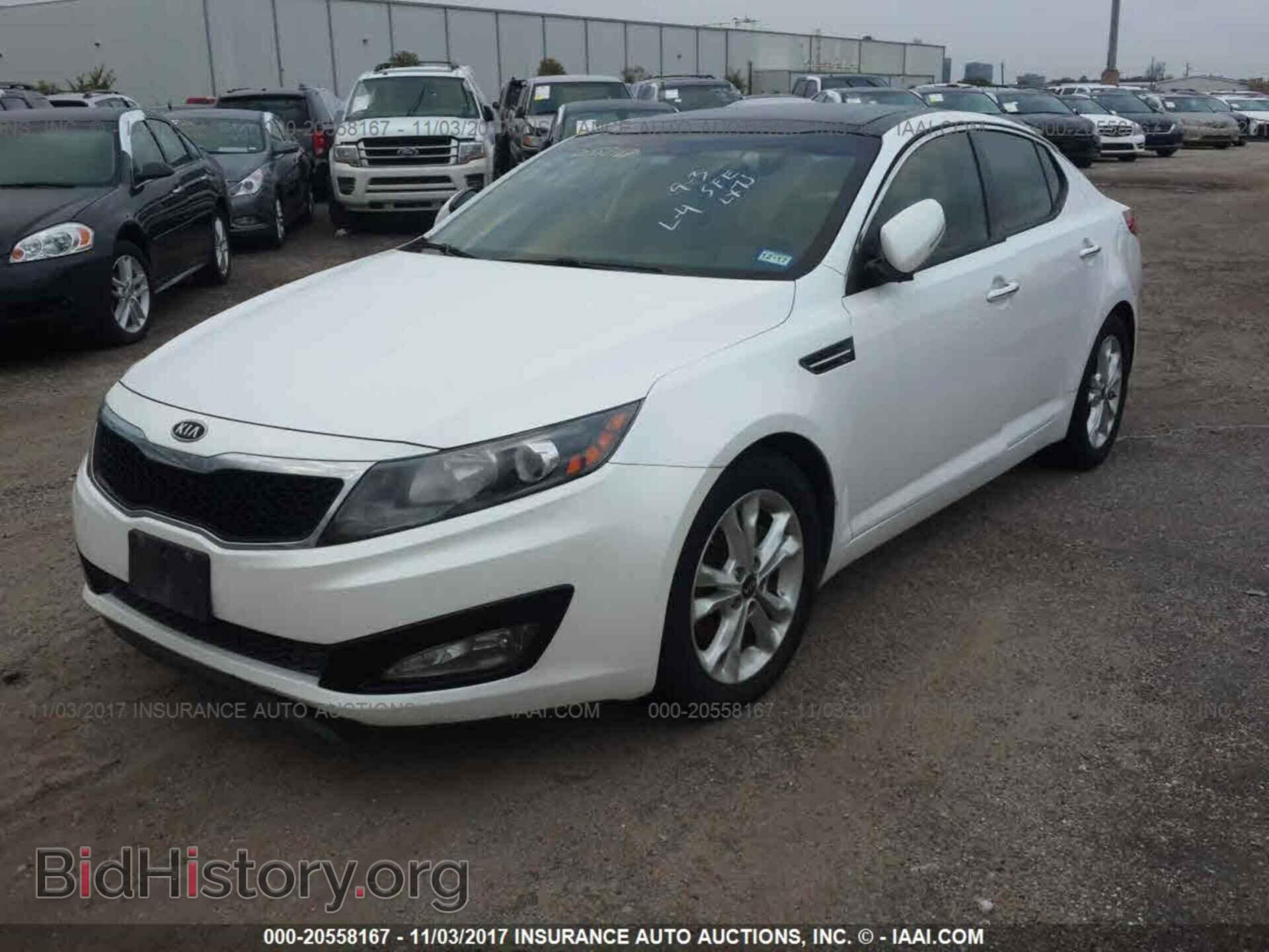 2011 Kia Optima - VIN: KNAGN4A71B5111050 - Фото 2