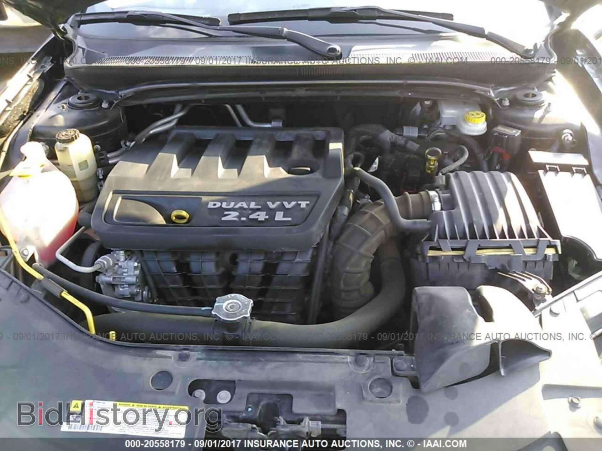 2013 Chrysler 200 - VIN: 1C3CCBAB2DN723300 - Фото 10