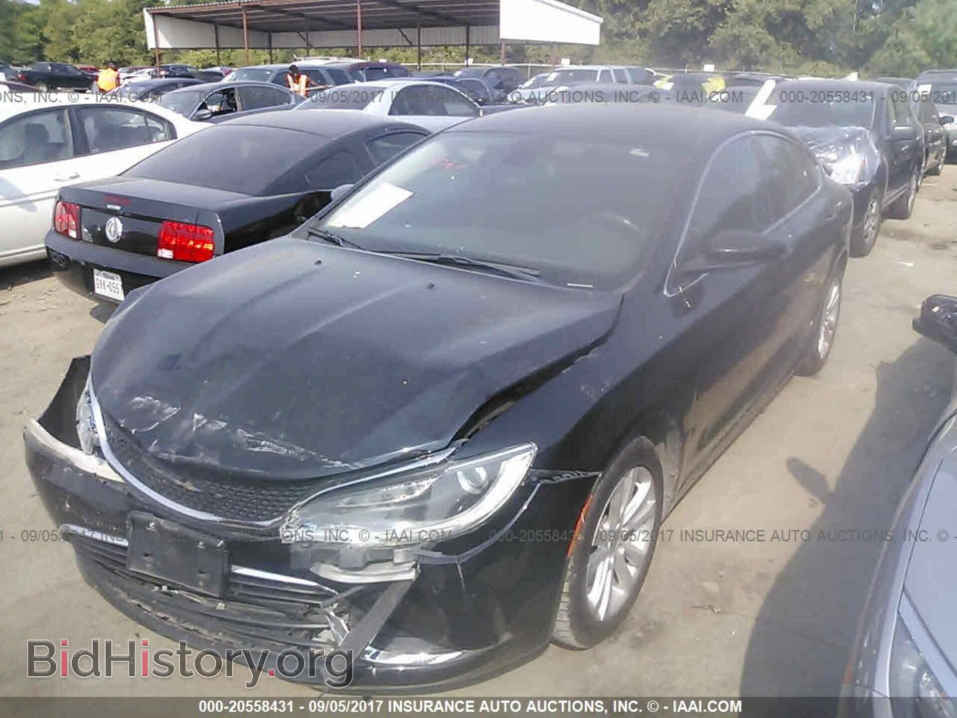 2015 Chrysler 200 - VIN: 1C3CCCAB4FN607301 - Фото 2