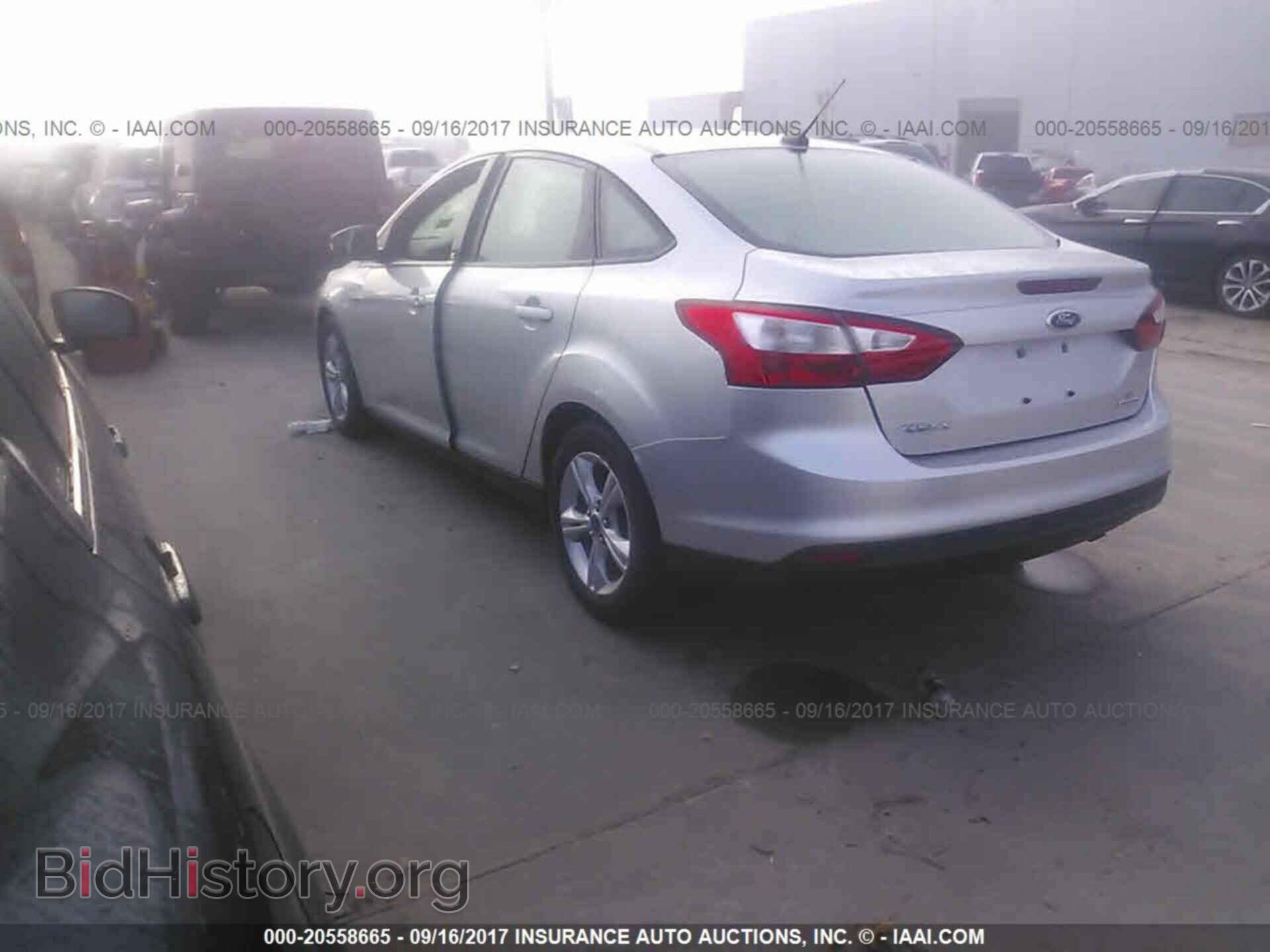 2013 Ford Focus - VIN: 1FADP3F2XDL318807 - Photo 3